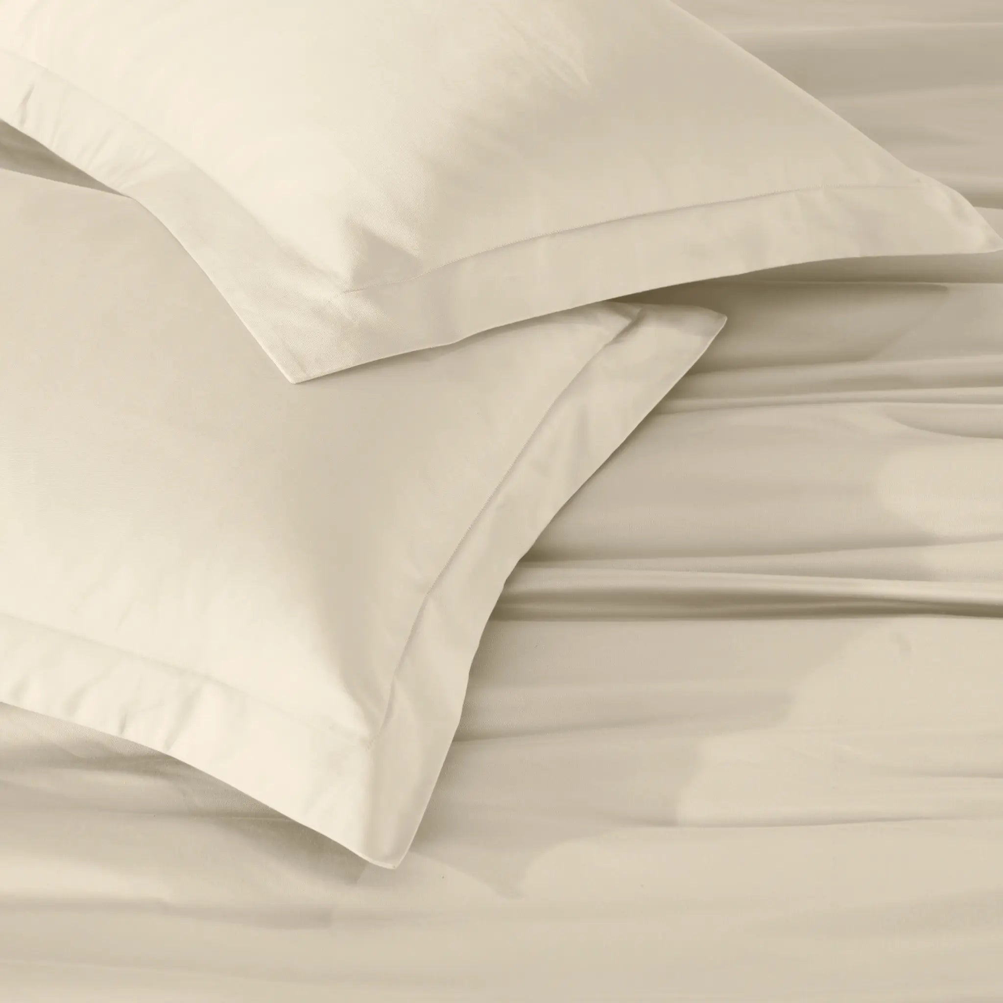Egyptian Cotton 650 Thread Count Solid Duvet Cover Set