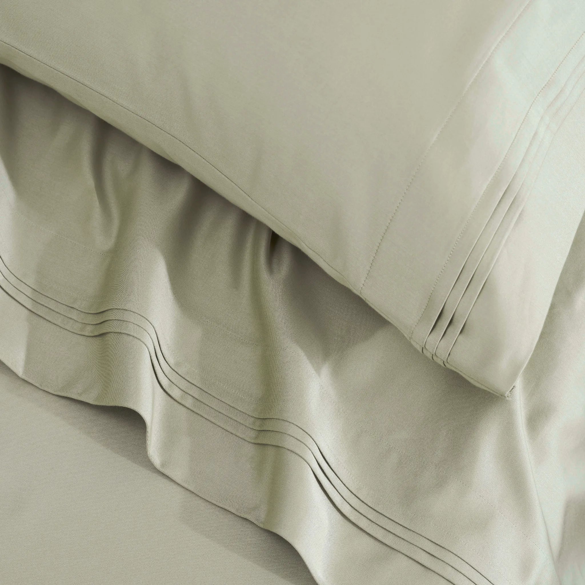Egyptian Cotton 1500 Thread Count Solid 2 Piece Pillowcase Set