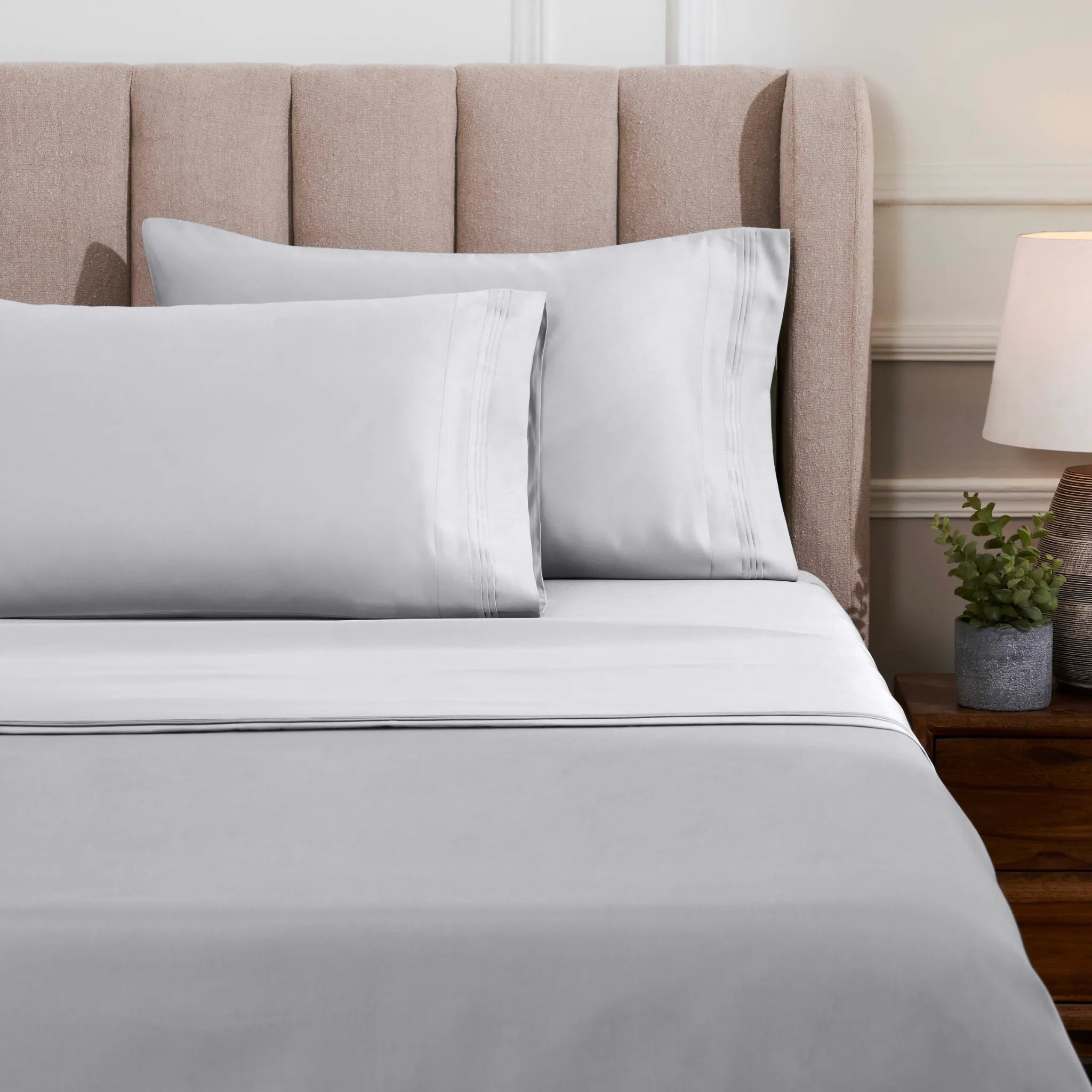 Egyptian Cotton 1500 Thread Count Solid 2 Piece Pillowcase Set