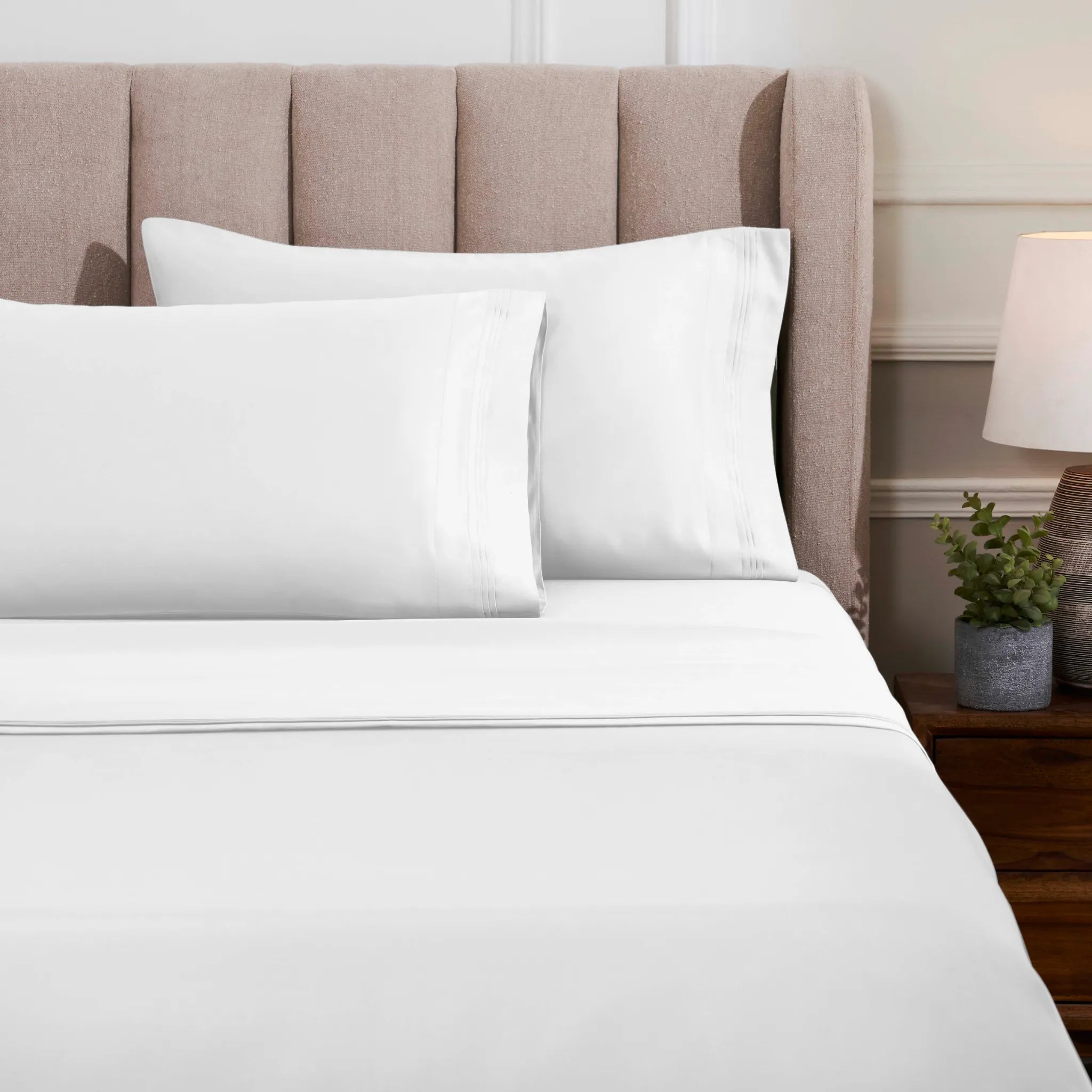 Egyptian Cotton 1500 Thread Count Solid 2 Piece Pillowcase Set
