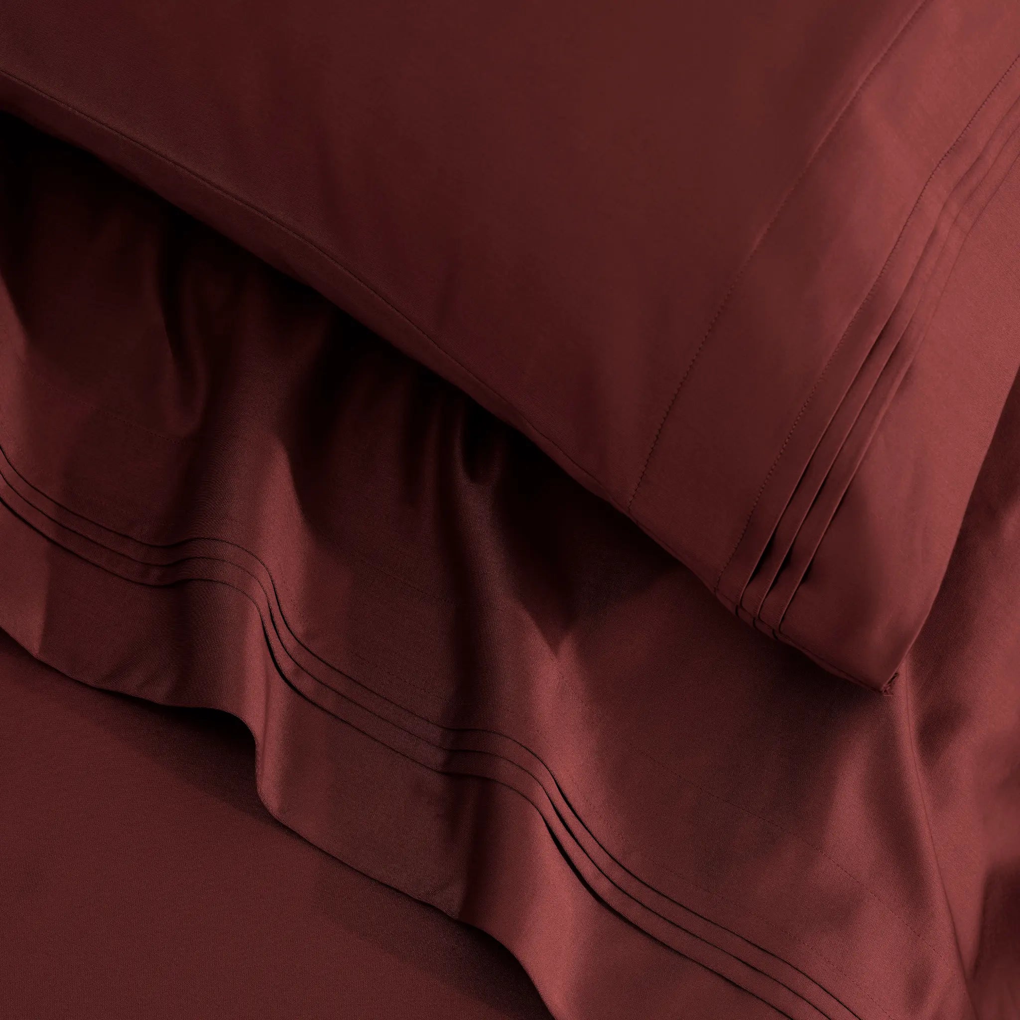 650 Thread Count Egyptian Cotton Solid Pillowcase Set