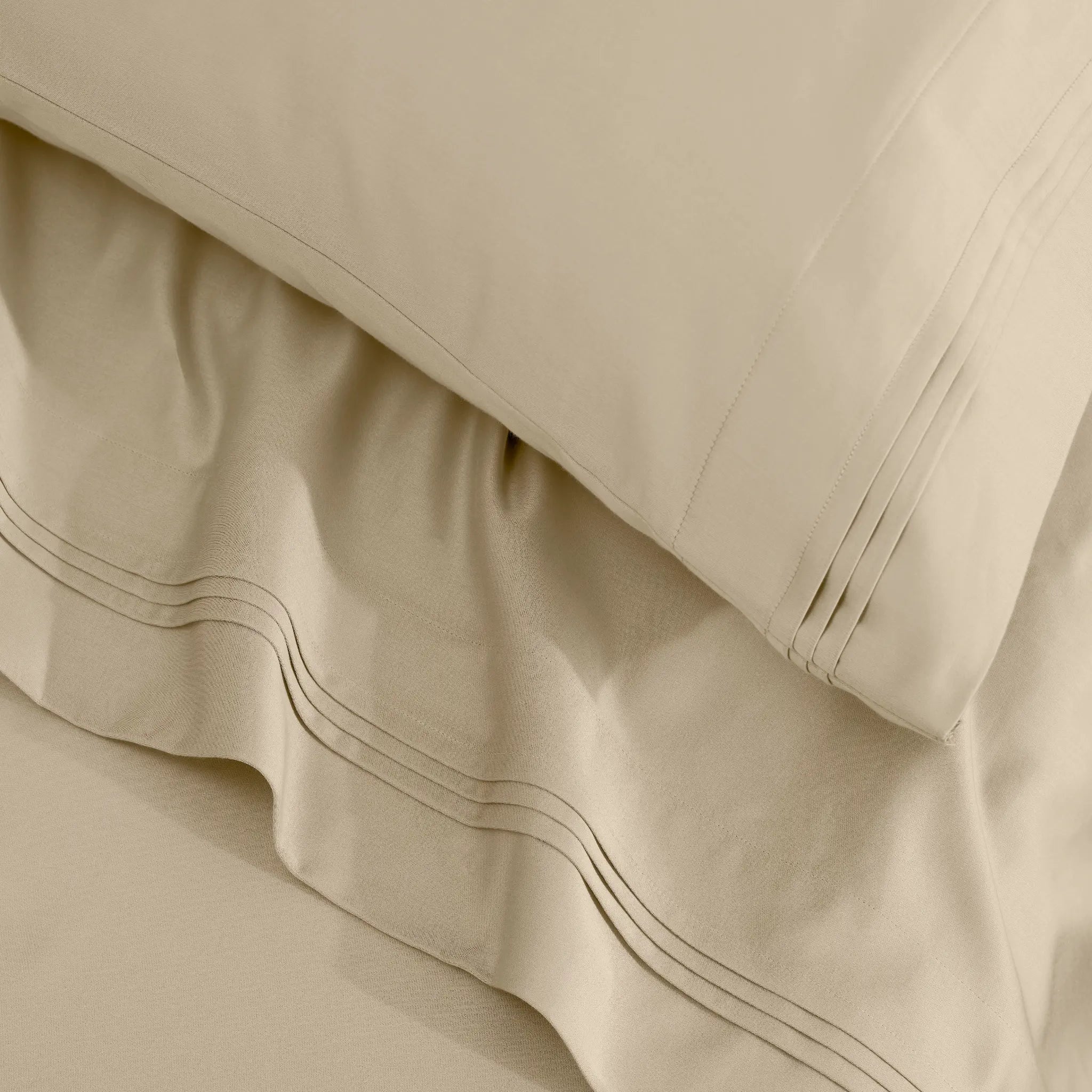 650 Thread Count Egyptian Cotton Solid Pillowcase Set