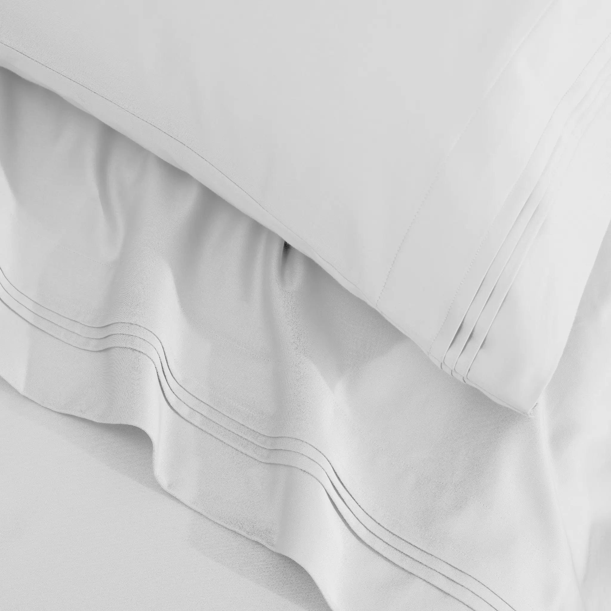 650 Thread Count Egyptian Cotton Solid Pillowcase Set