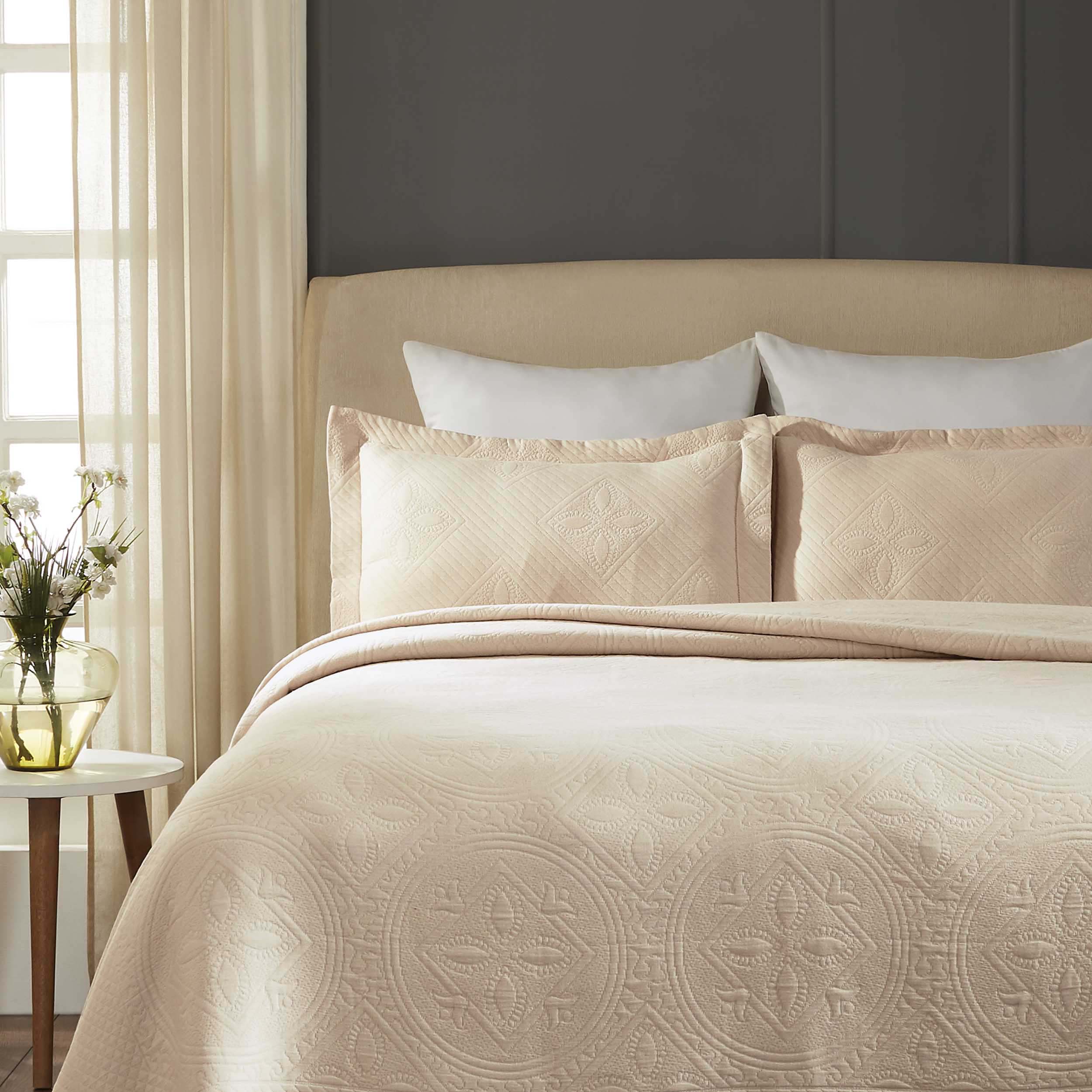 Celtic Circle Jacquard Matelasse Cotton Bedspread Set - Omnigoodsstore