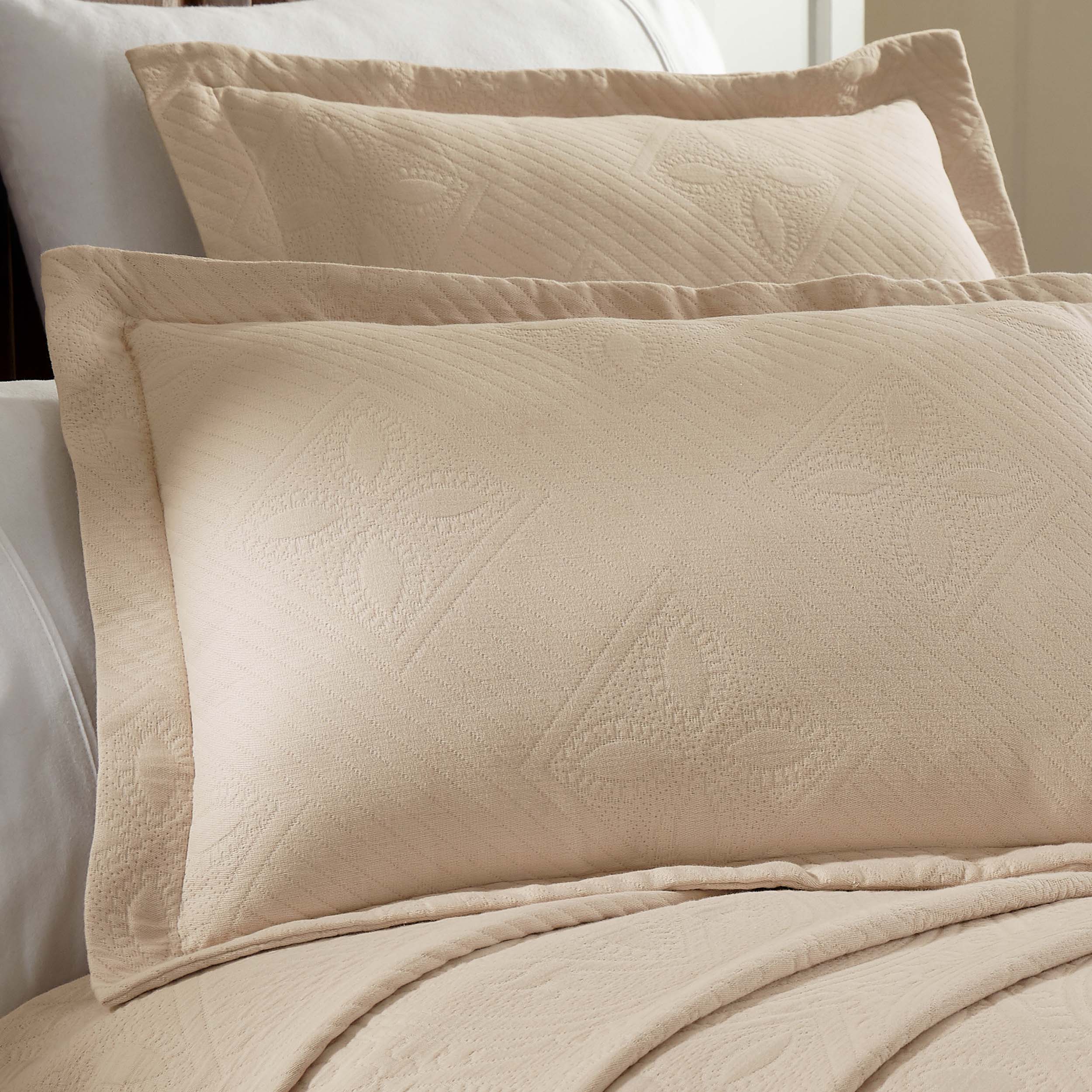 Celtic Circle Jacquard Matelasse Cotton Bedspread Set - Omnigoodsstore