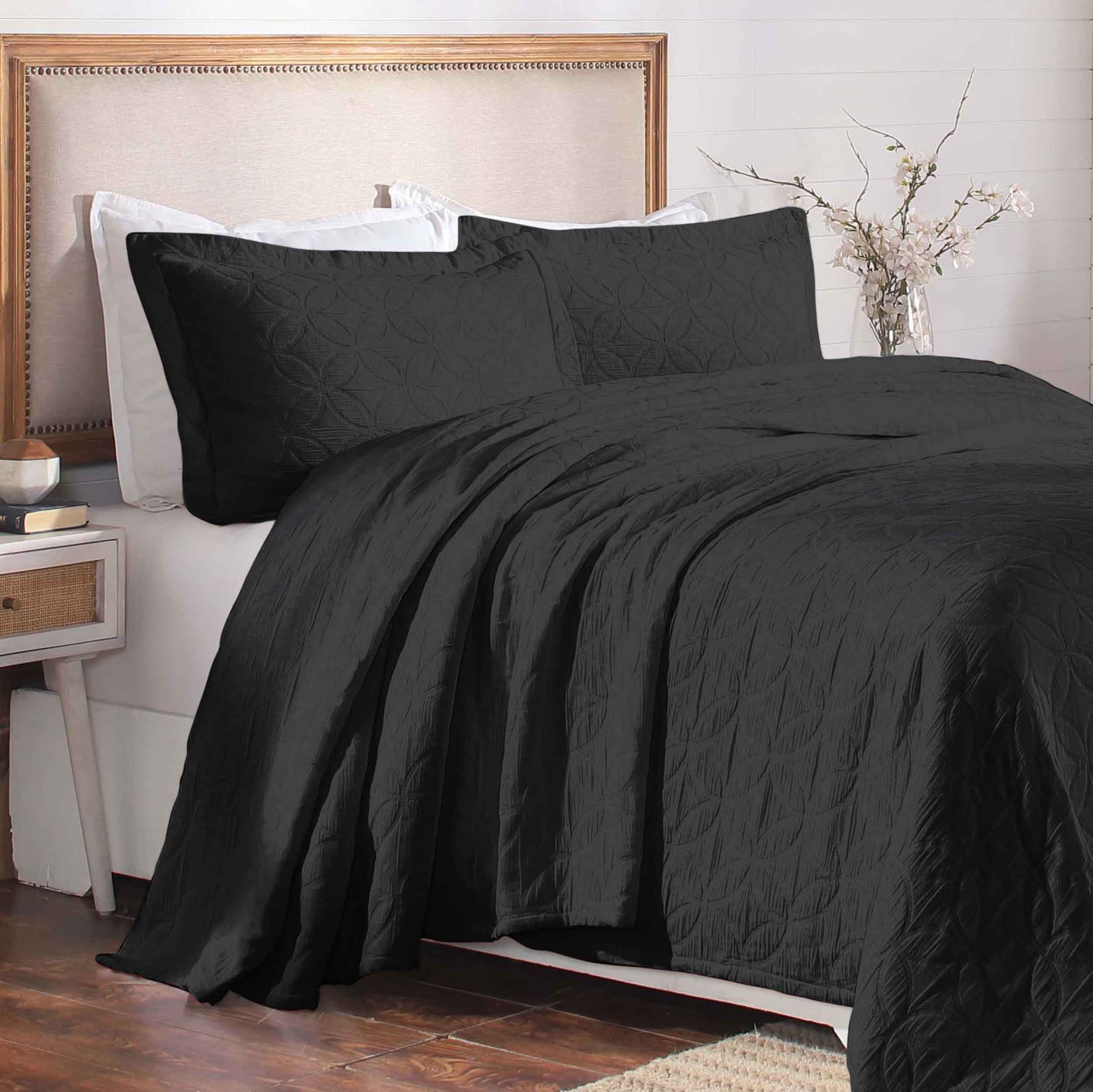 Serenity Cotton Matelasse Celtic Circle Airy Bedspread Set - Omnigoodsstore
