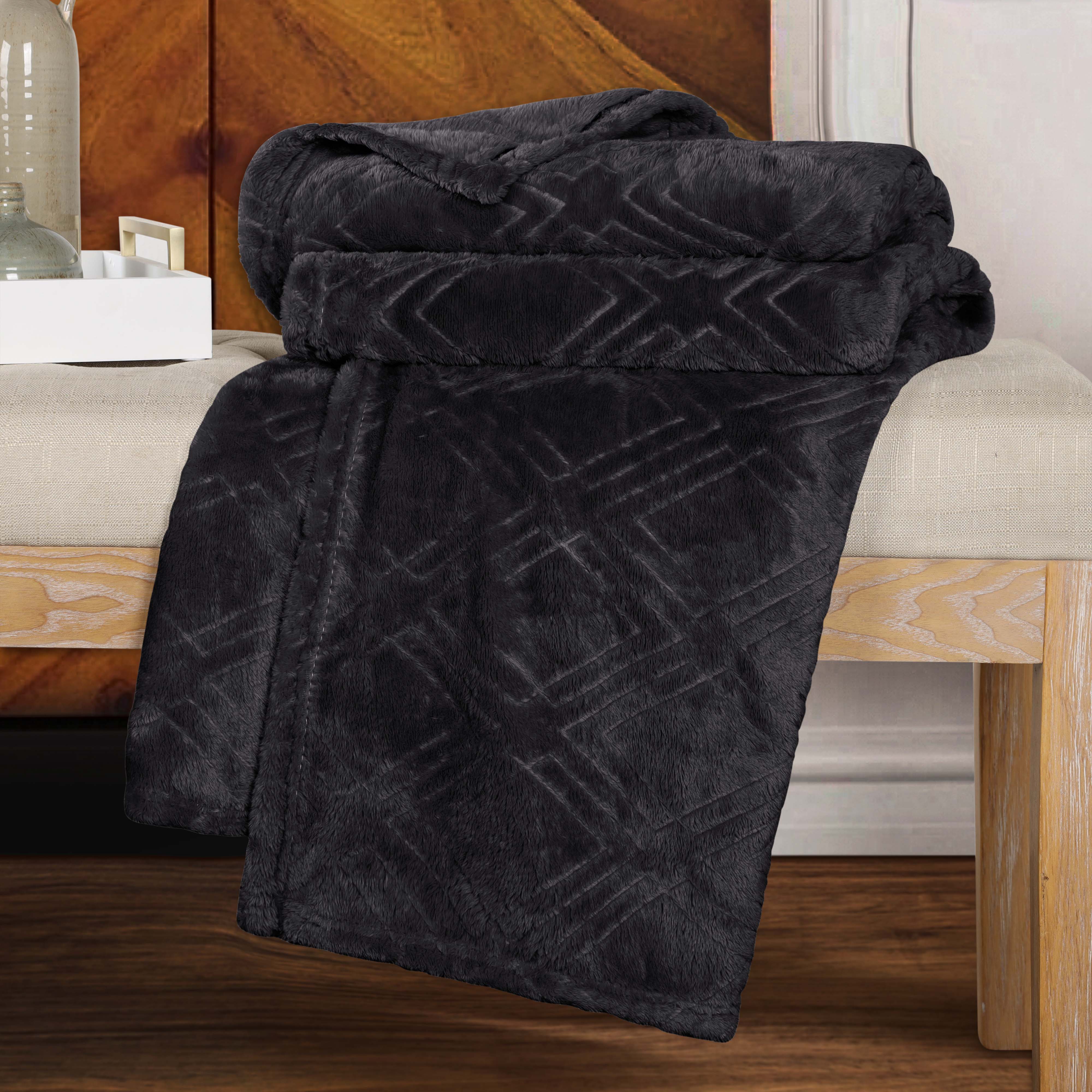 Alaska Diamond Plush Fleece Ultra-Soft Blanket - Omnigoodsstore