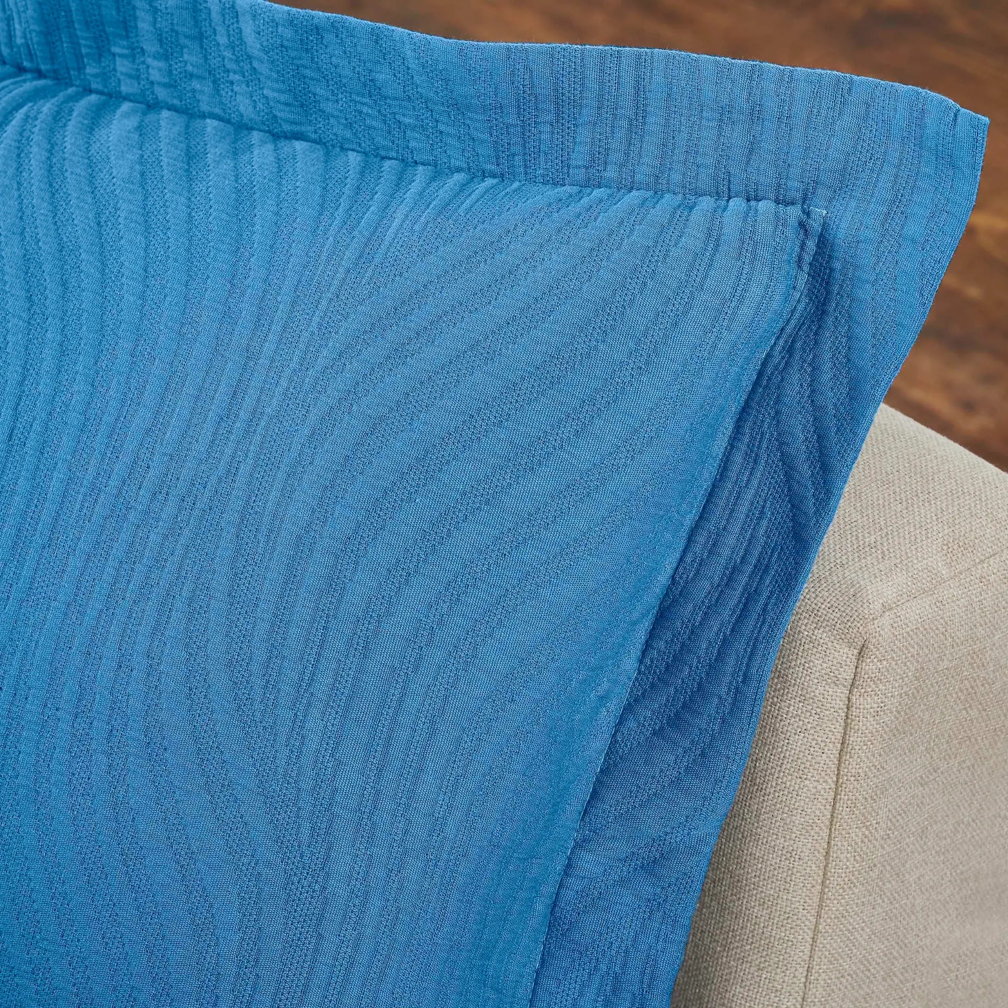 Cascade Cotton Jacquard Matelassé 3-Piece Bedspread Set