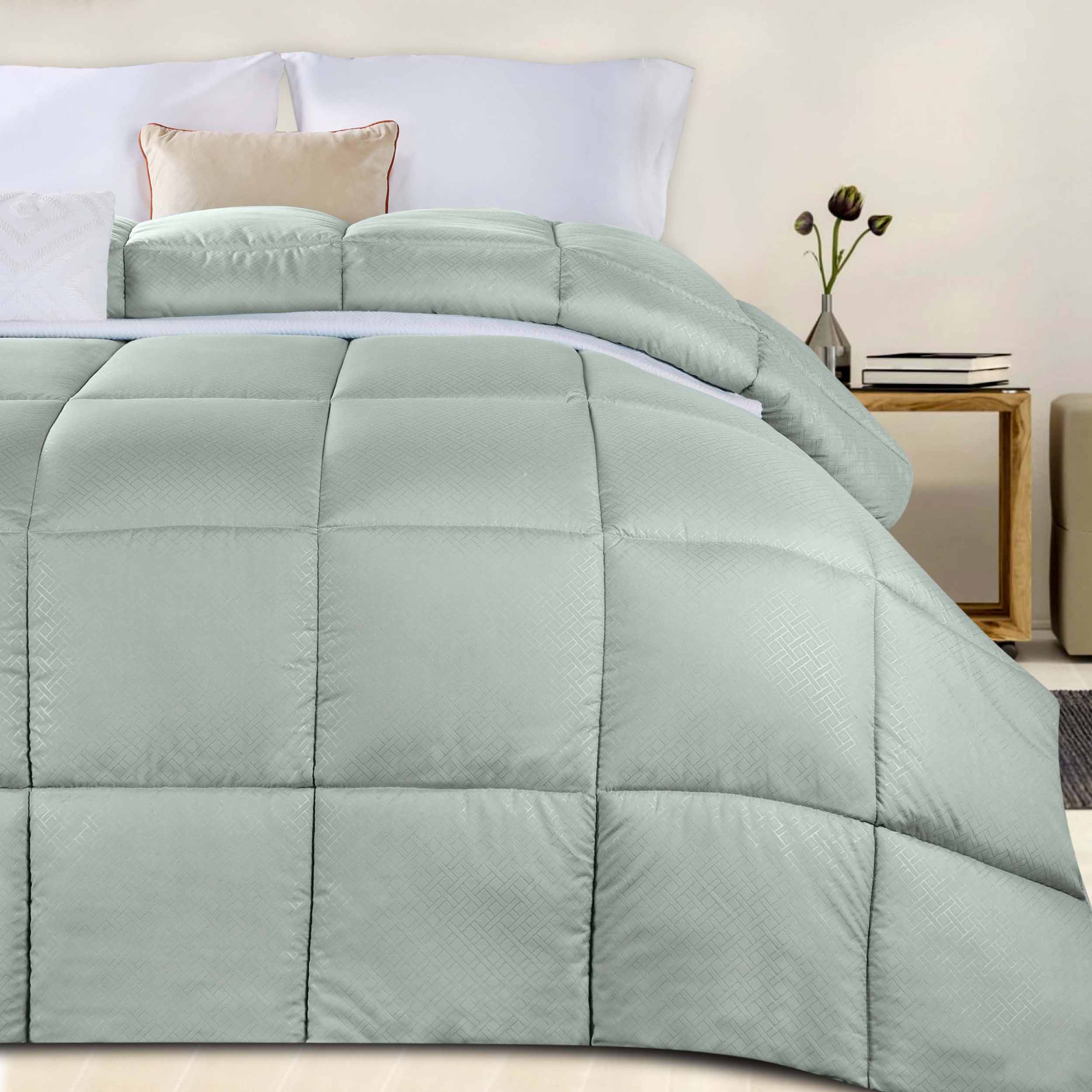 Basketweave Plush Monochrome Down Alternative Comforter - Omnigoodsstore