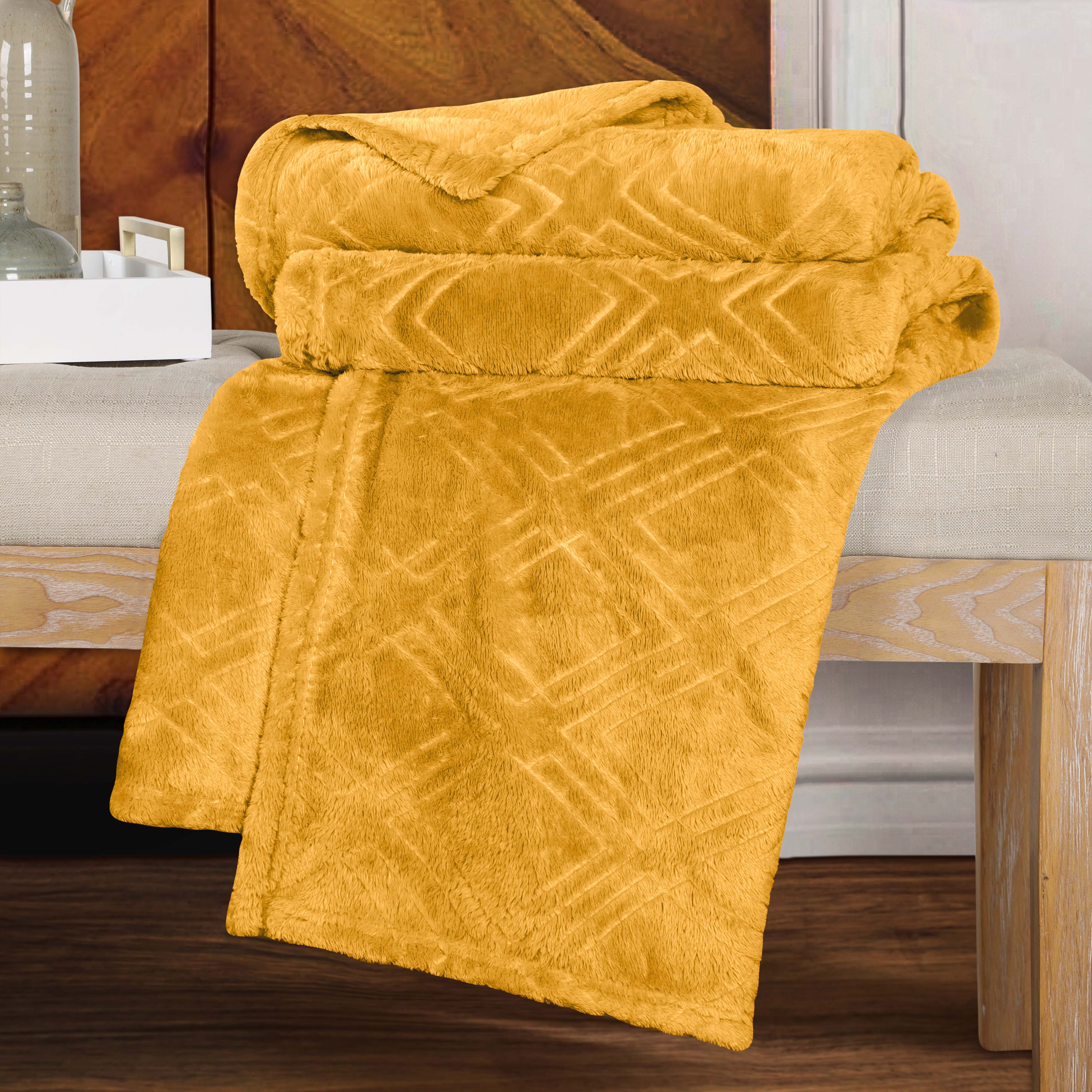Alaska Diamond Plush Fleece Ultra-Soft Blanket - Omnigoodsstore