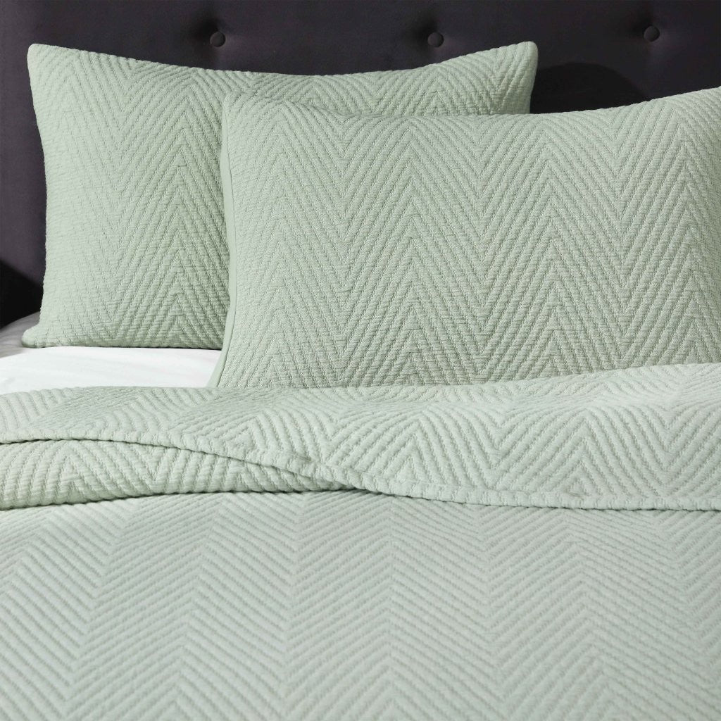 Aswan Cotton Medium Weight Chevron Woven Coverlet - Omnigoodsstore