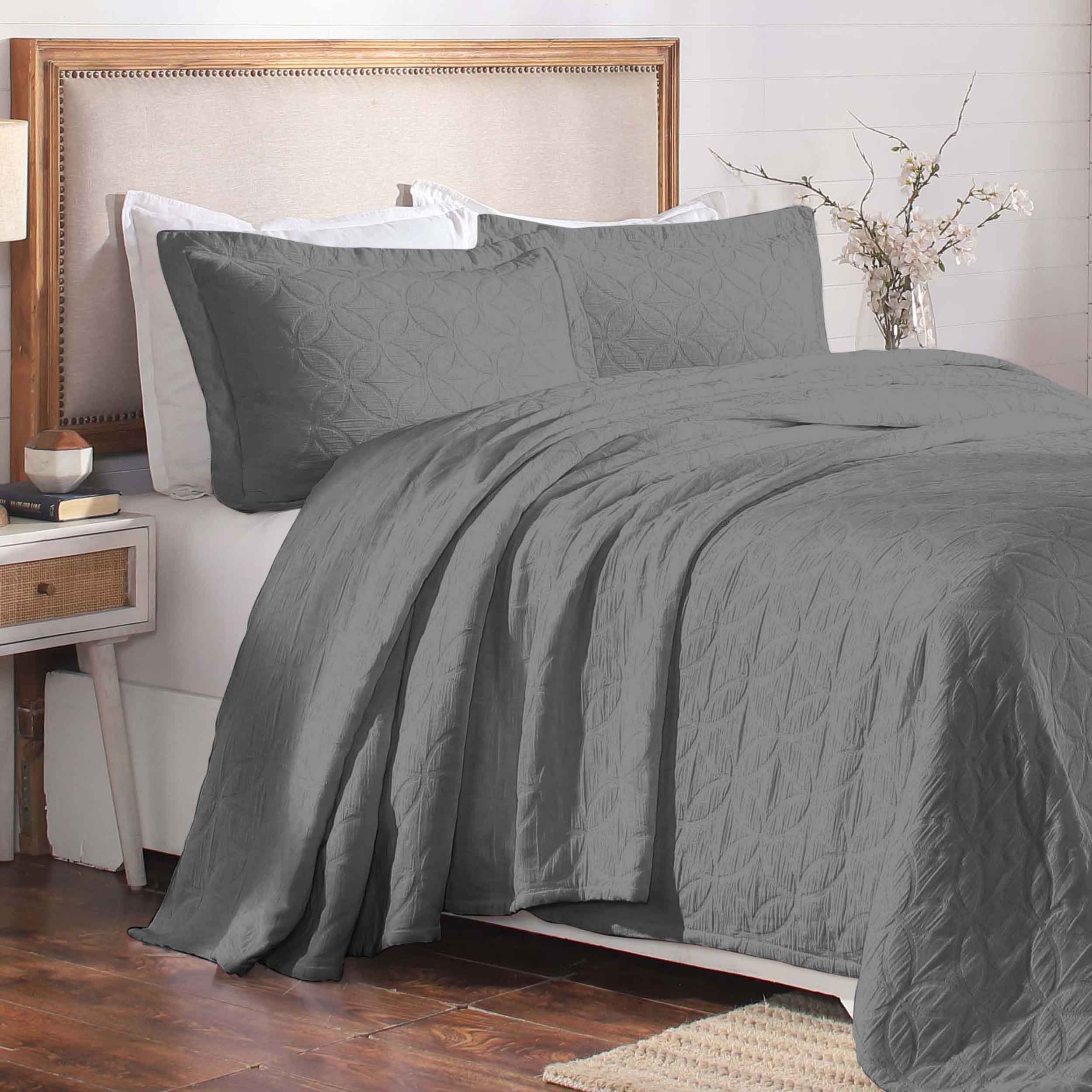 Serenity Cotton Matelasse Celtic Circle Airy Bedspread Set - Omnigoodsstore