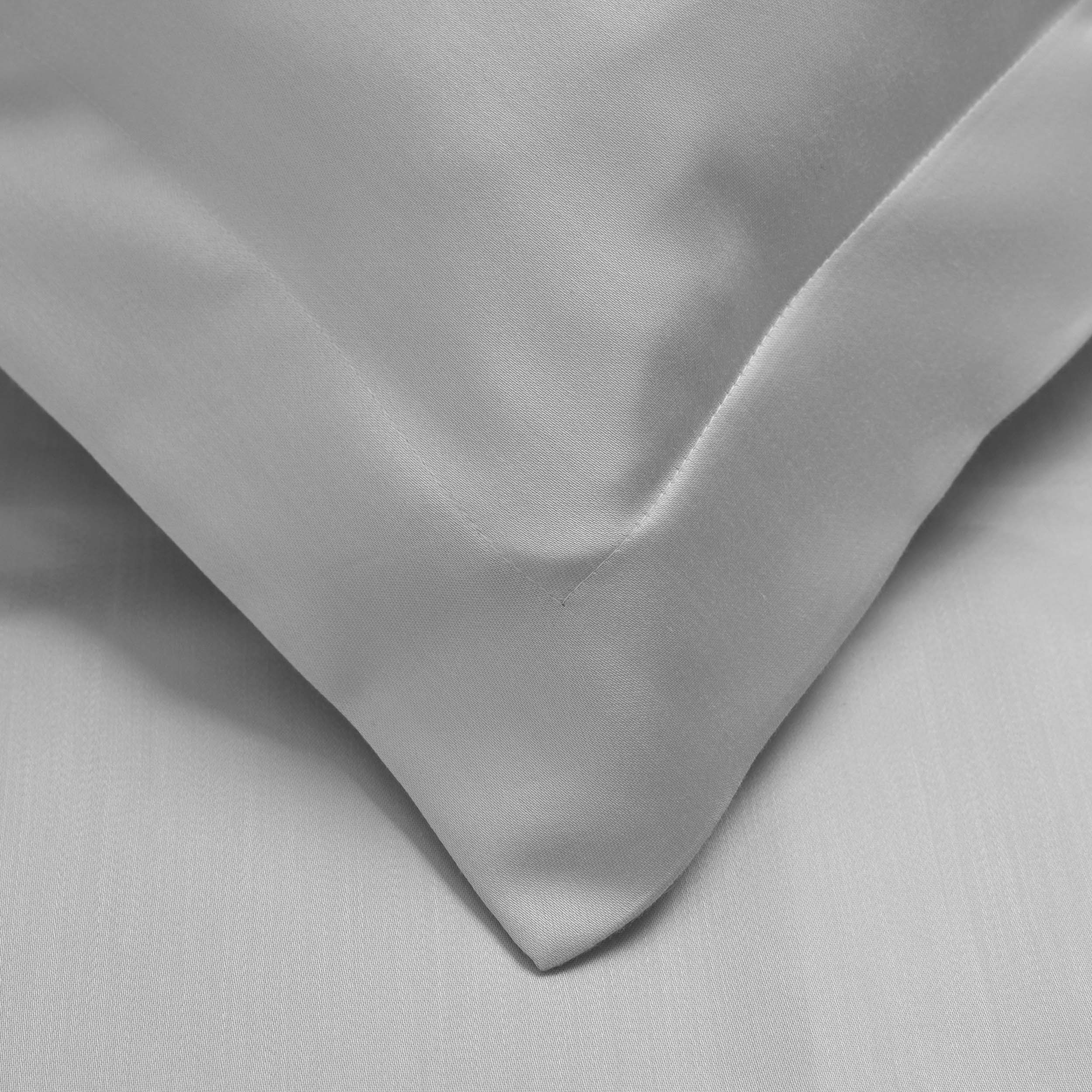 1000 Thread Count Wrinkle Resistant Solid Duvet Cover Set - Omnigoodsstore