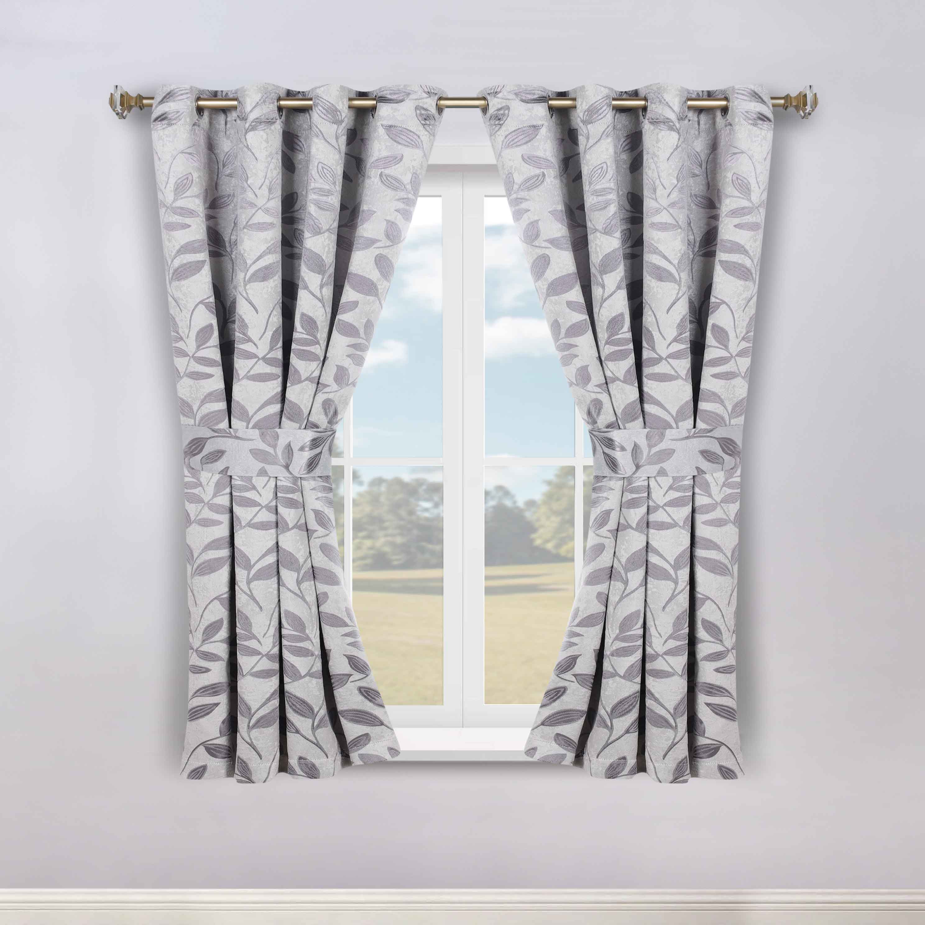 Leaves Machine Room Darkening Blackout Curtains, Set of 2 - Omnigoodsstore