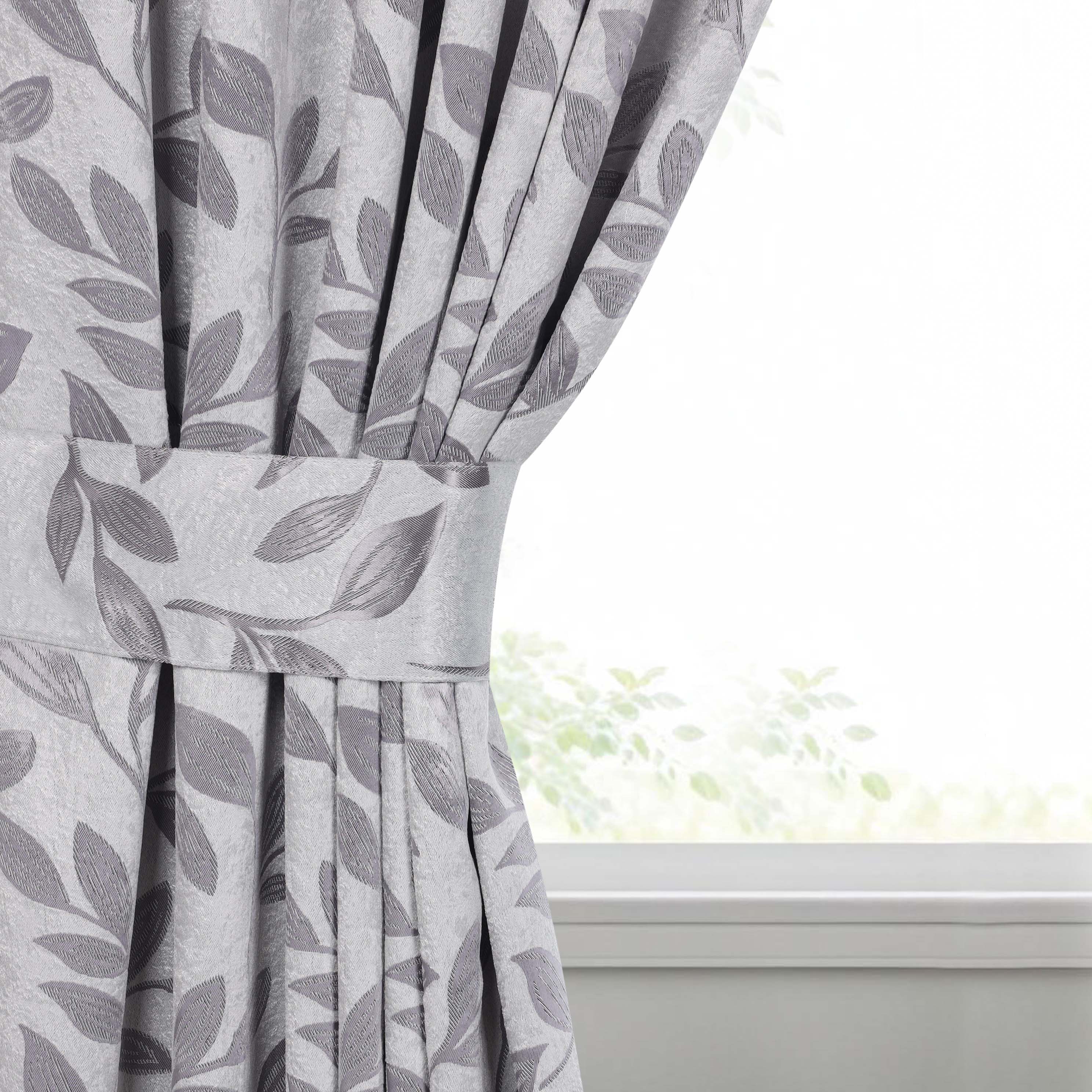 Leaves Machine Room Darkening Blackout Curtains, Set of 2 - Omnigoodsstore