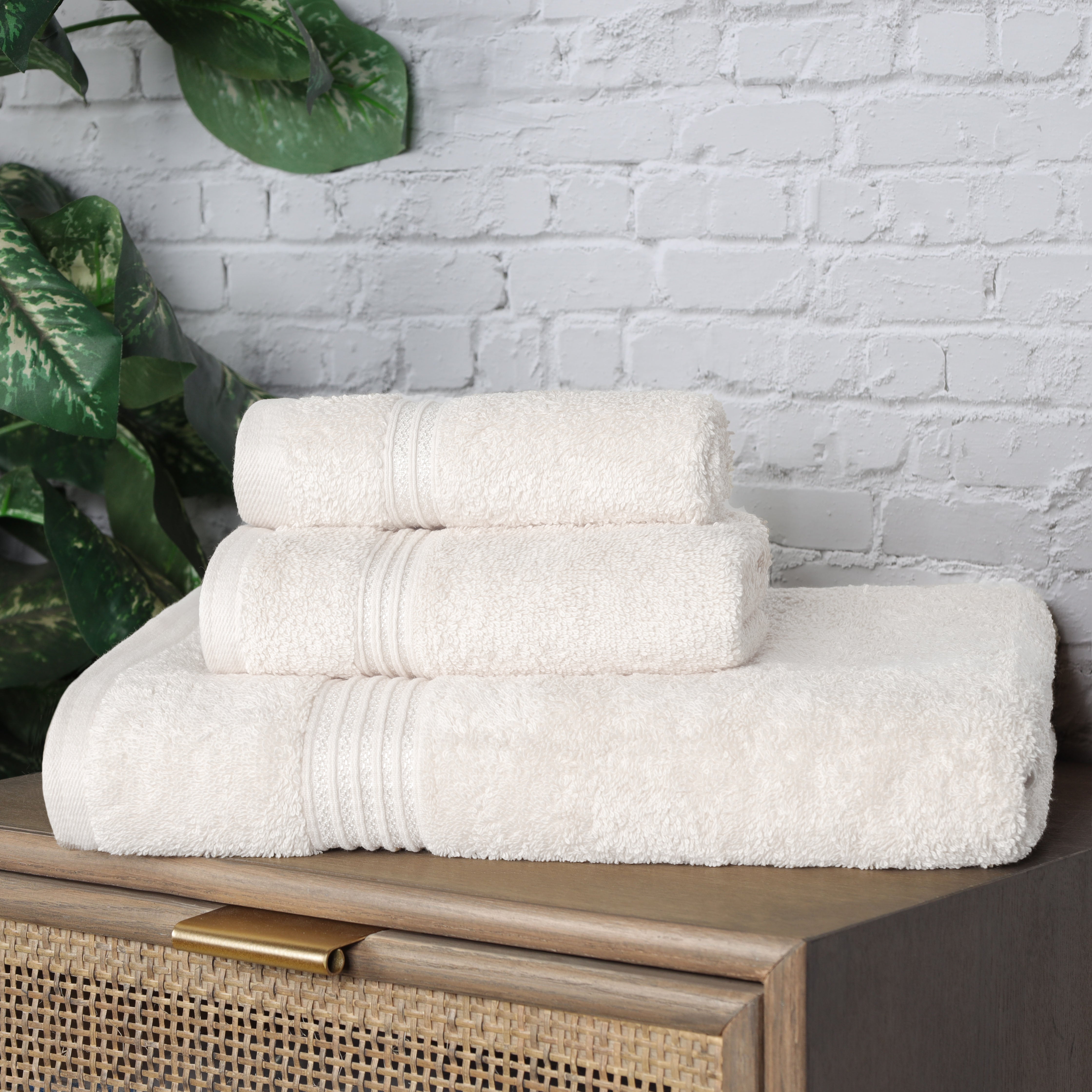 Egyptian Cotton Highly Absorbent Solid 3-Piece Ultra Soft Towel Set - Omnigoodsstore