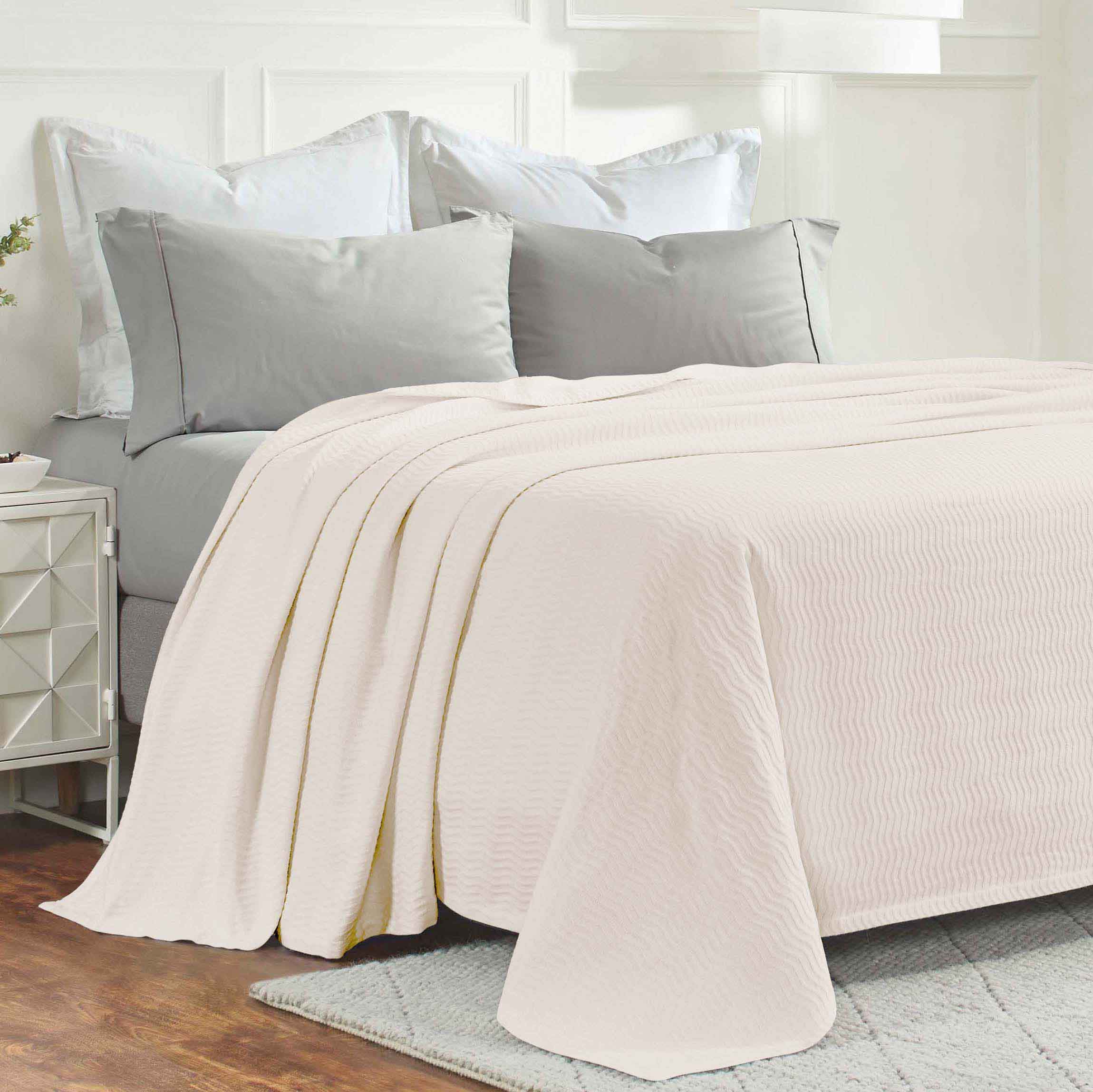 Jena Cotton Textured Chevron Lightweight Woven Blanket - Omnigoodsstore