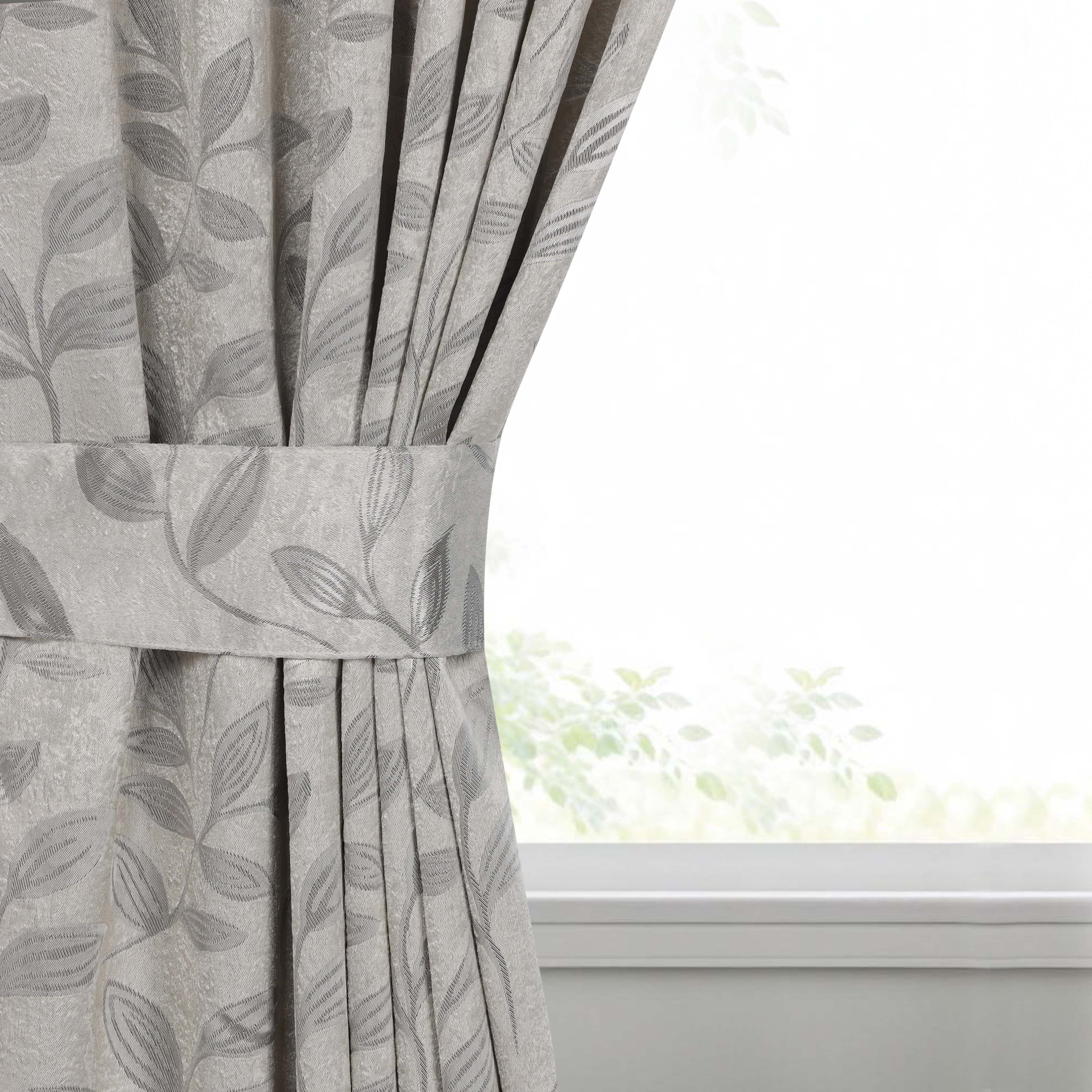 Leaves Machine Room Darkening Blackout Curtains, Set of 2 - Omnigoodsstore