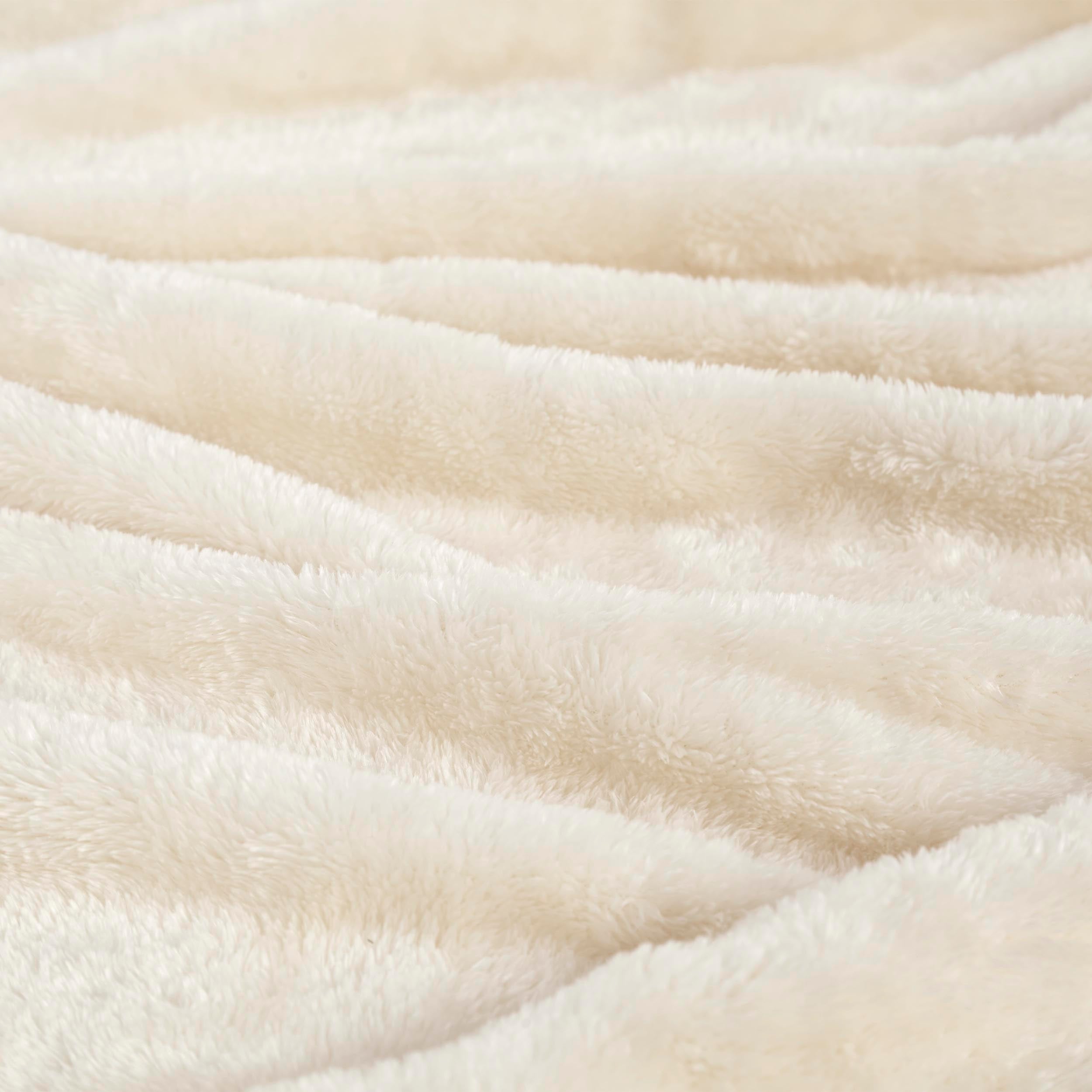 Classic Solid Fleece Plush Medium Weight Fluffy Soft Blanket - Omnigoodsstore