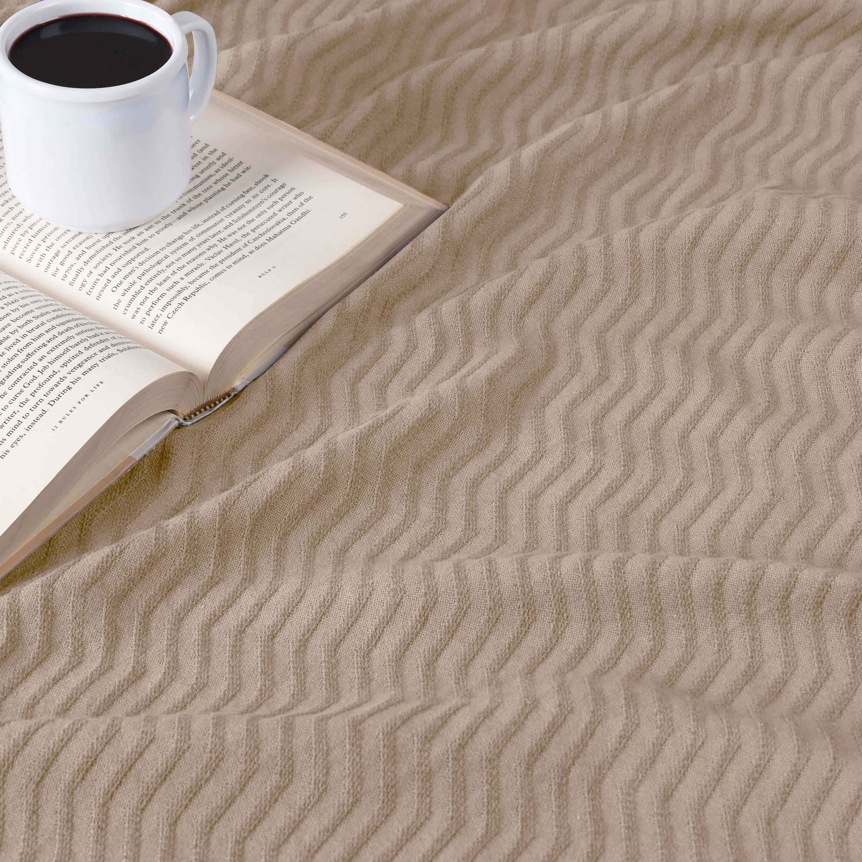 Jena Cotton Textured Chevron Lightweight Woven Blanket - Omnigoodsstore