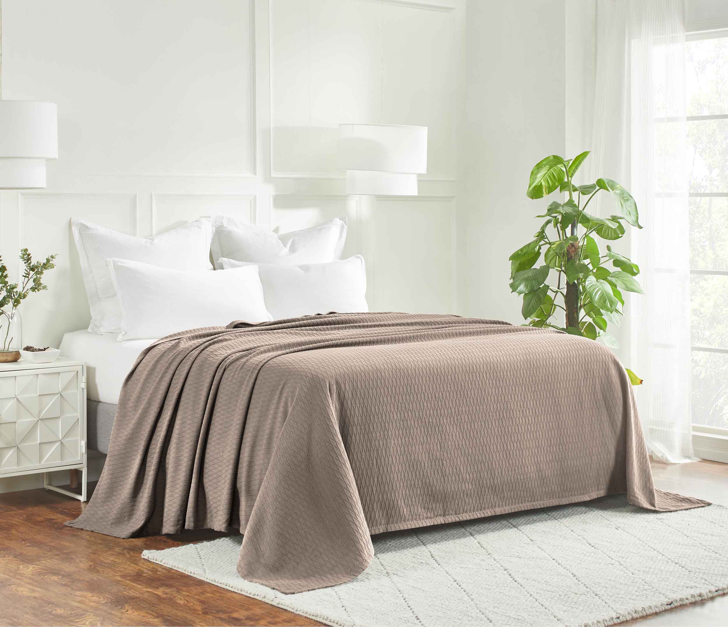 Cotton All Season Diamond Bed Blanket & Sofa Throw - Omnigoodsstore