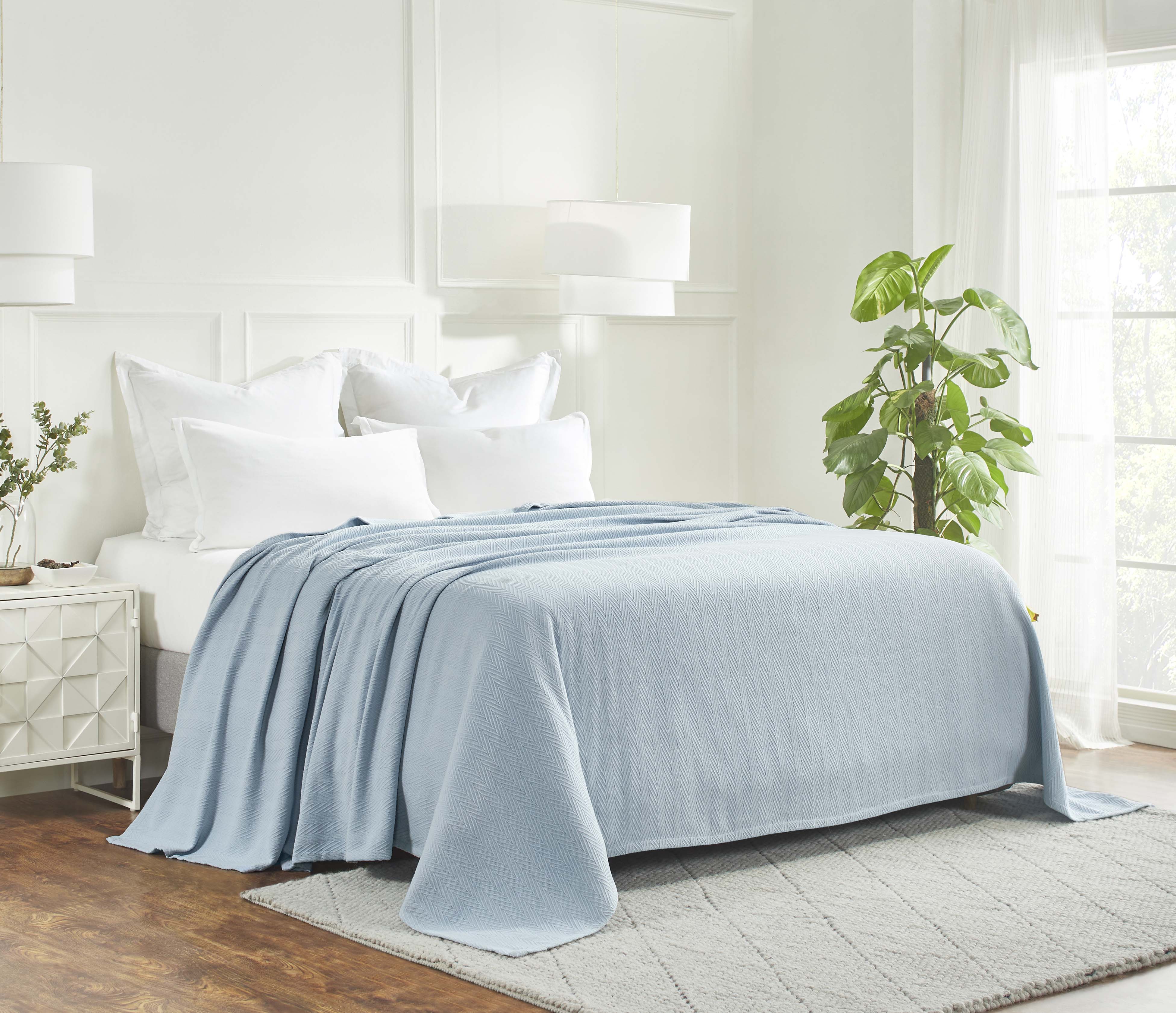 All-Season Chevron Cotton Bed Blanket & Sofa Throw - Omnigoodsstore