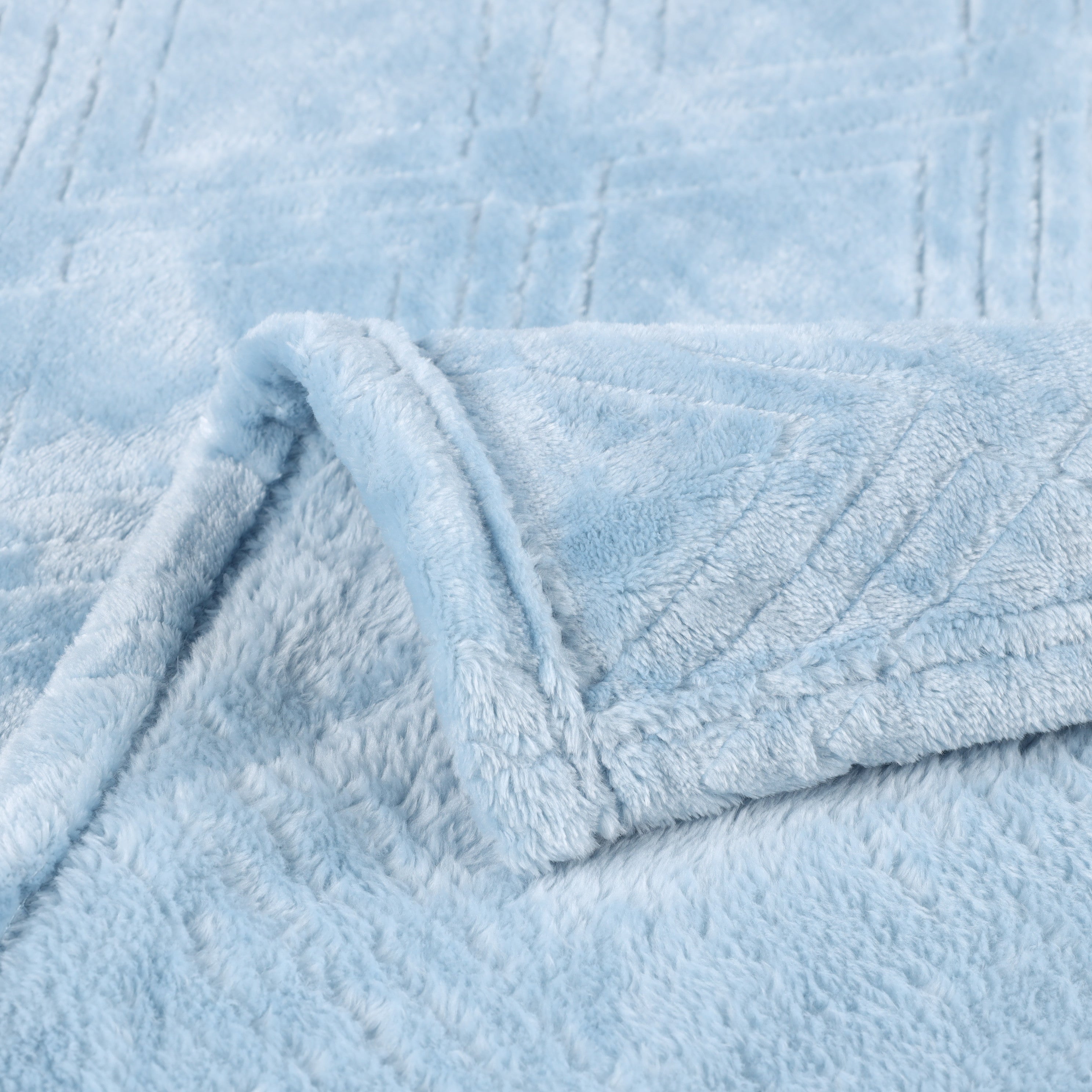 Alaska Diamond Plush Fleece Ultra-Soft Blanket - Omnigoodsstore