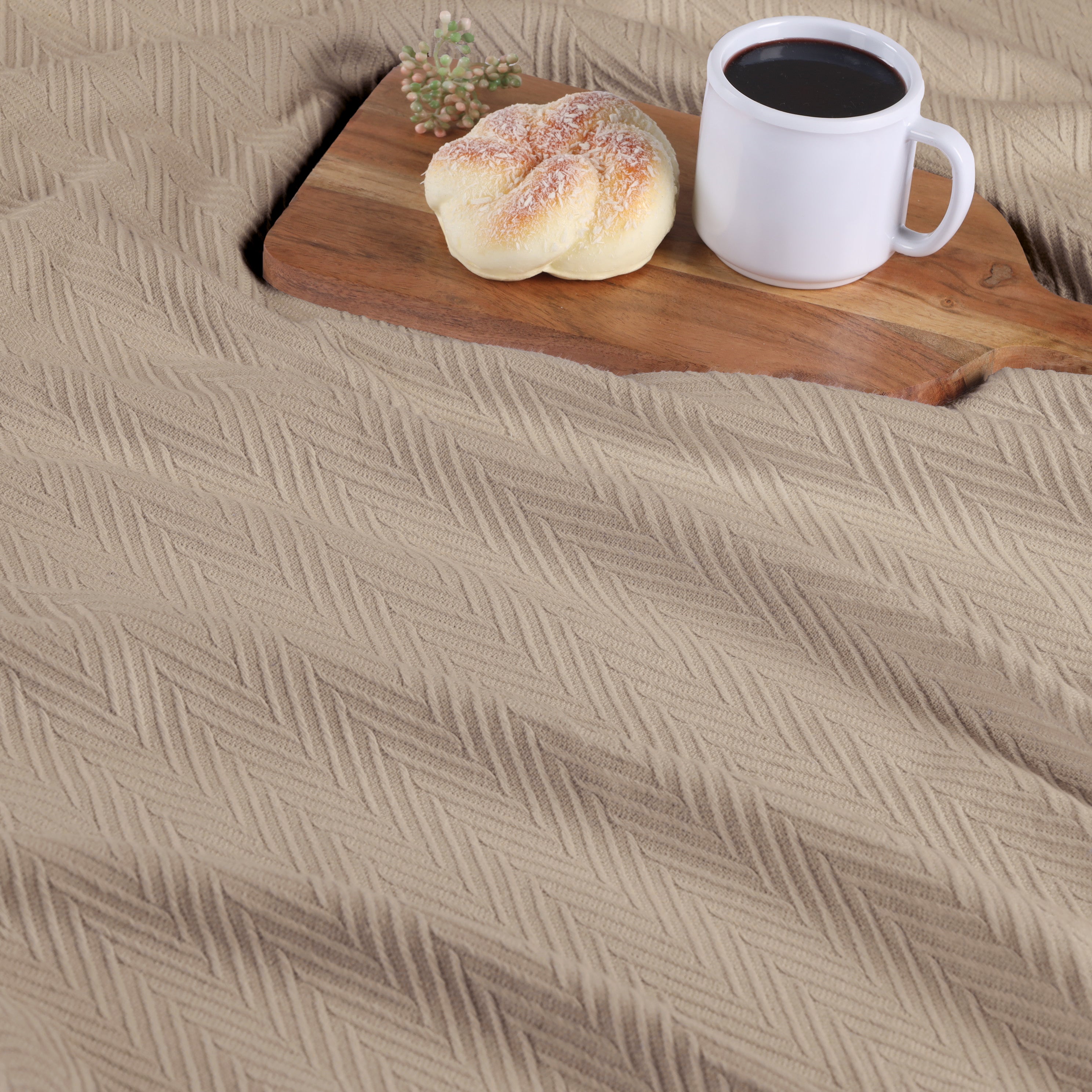 All-Season Chevron Cotton Bed Blanket & Sofa Throw - Omnigoodsstore