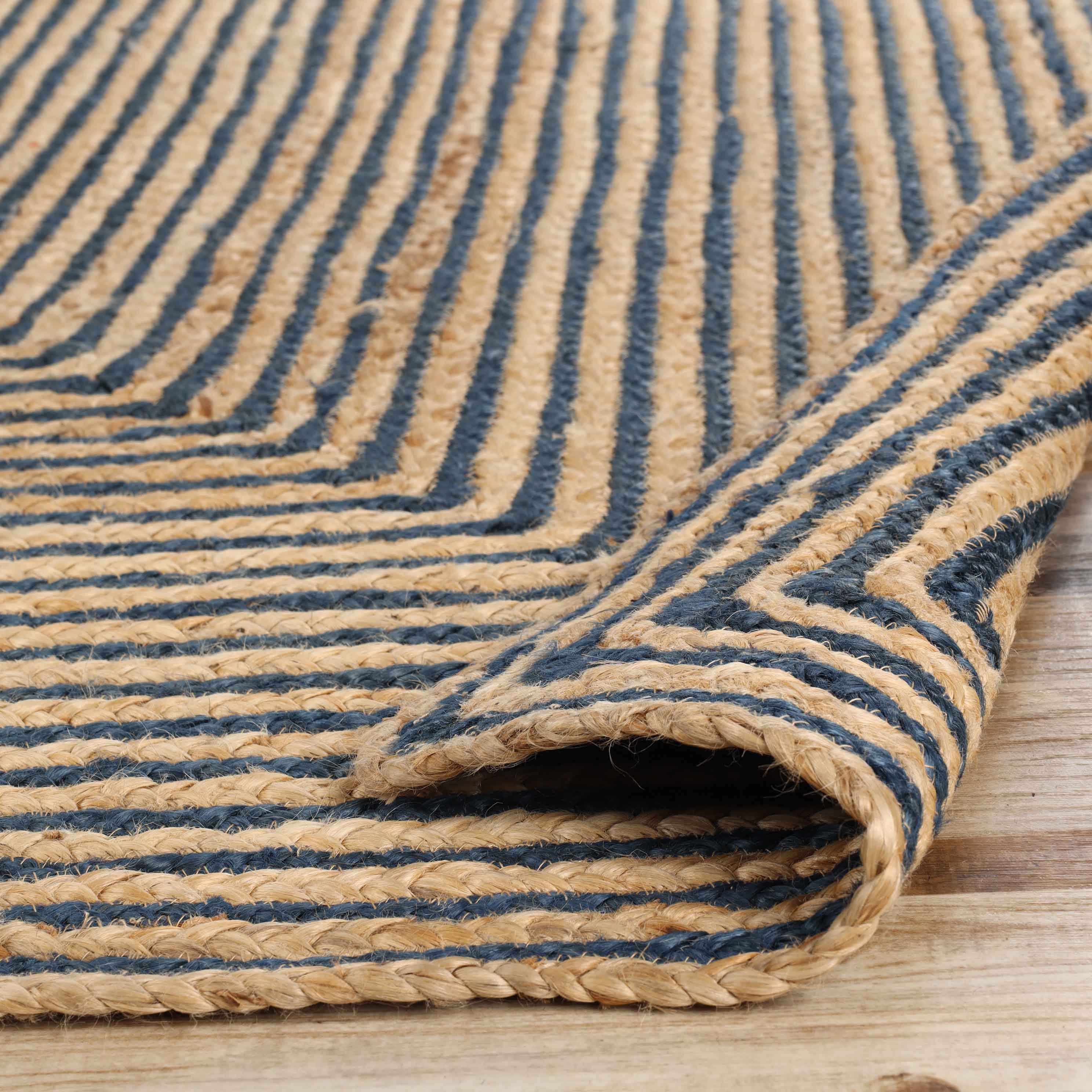 Braided Jute Reversible Handwoven Indoor Outdoor Area Rug - Omnigoodsstore