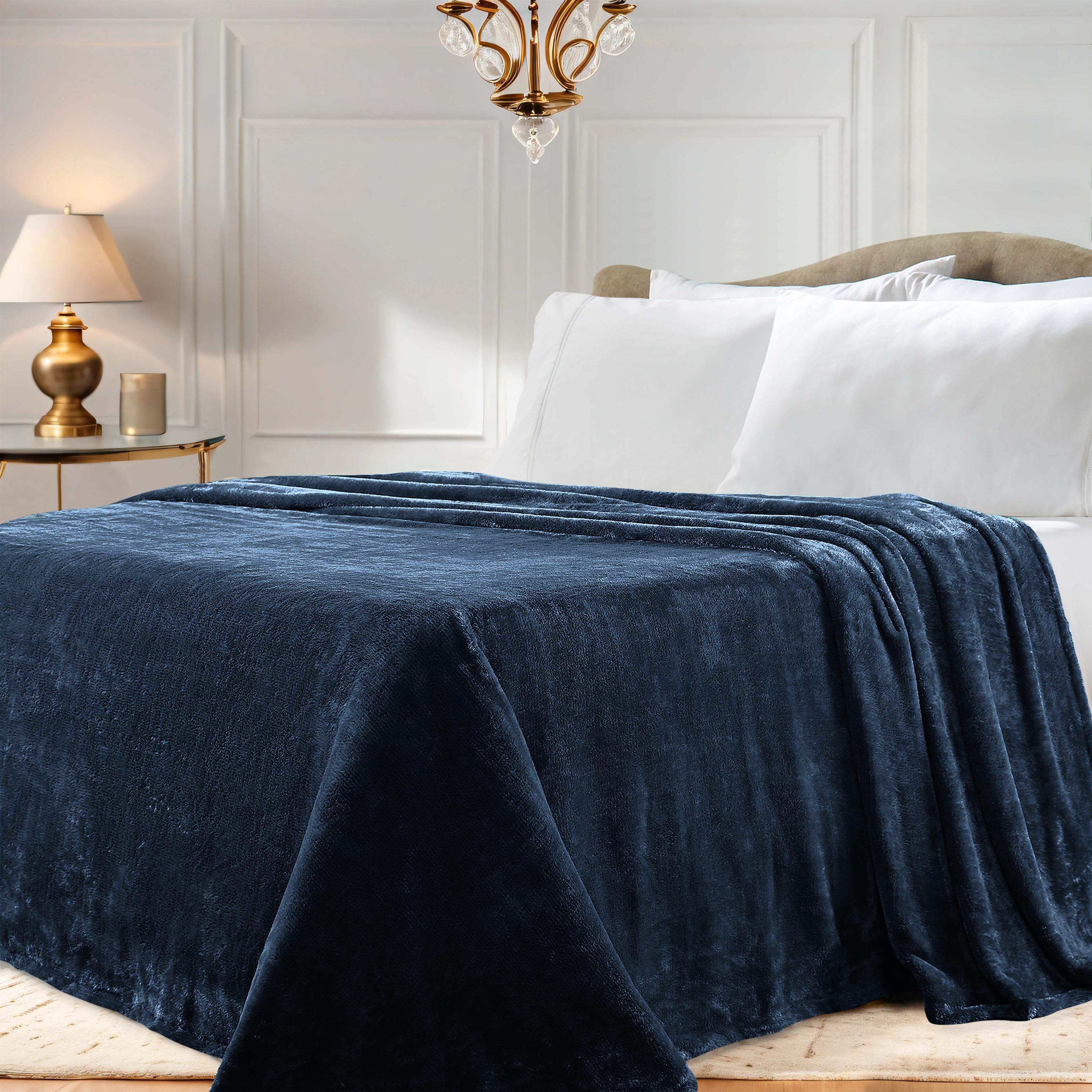 Classic Solid Fleece Plush Medium Weight Fluffy Soft Blanket - Omnigoodsstore