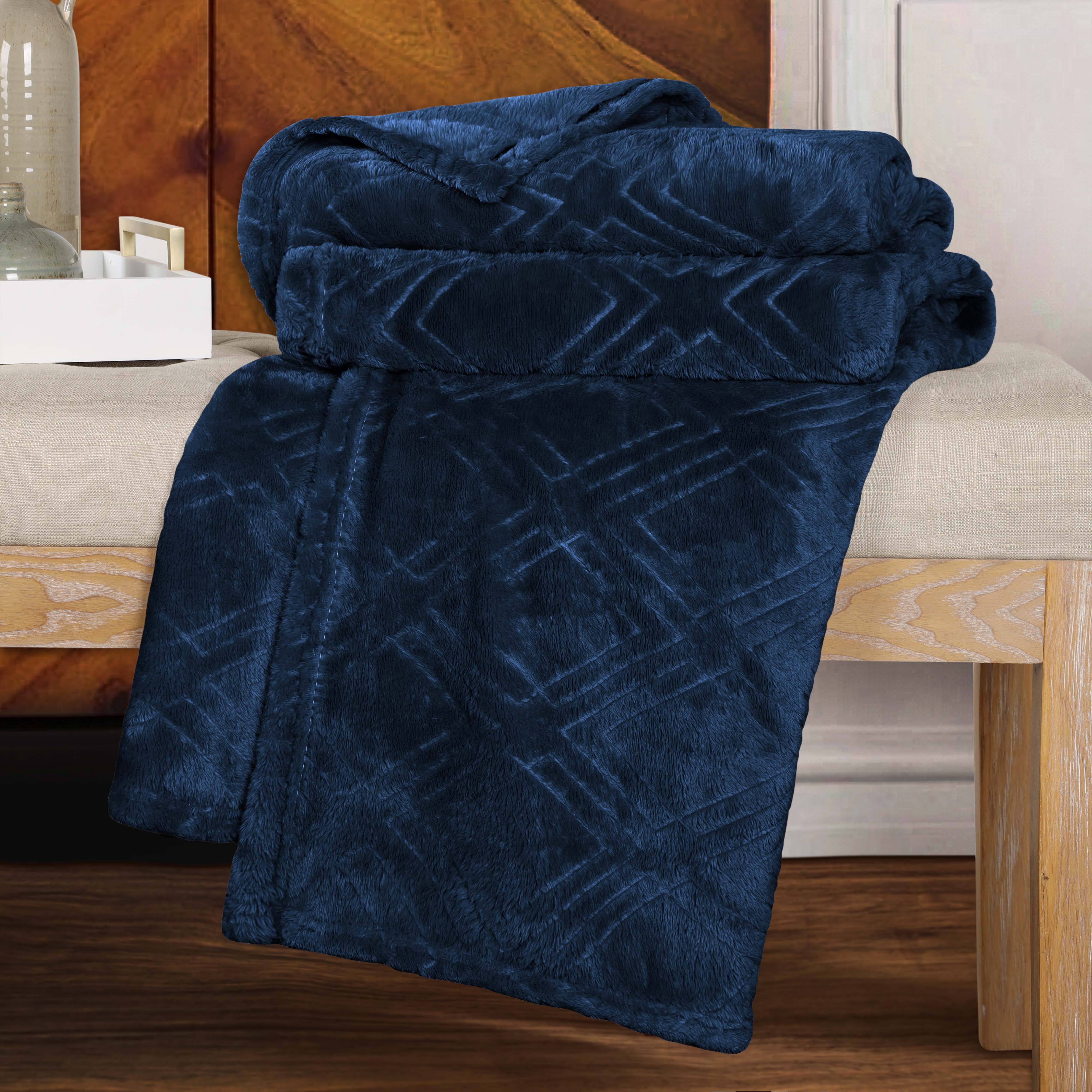 Alaska Diamond Plush Fleece Ultra-Soft Blanket - Omnigoodsstore