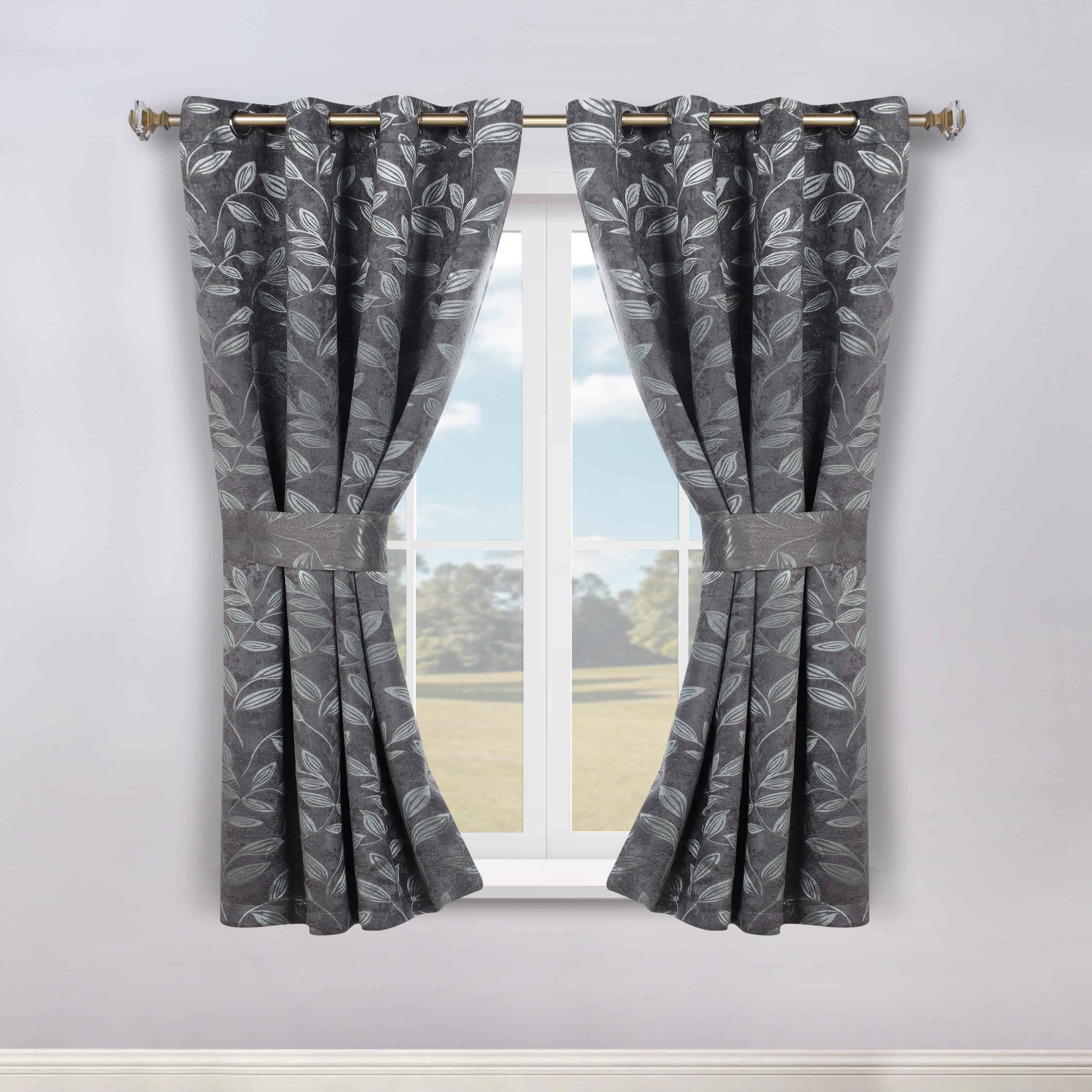 Leaves Machine Room Darkening Blackout Curtains, Set of 2 - Omnigoodsstore