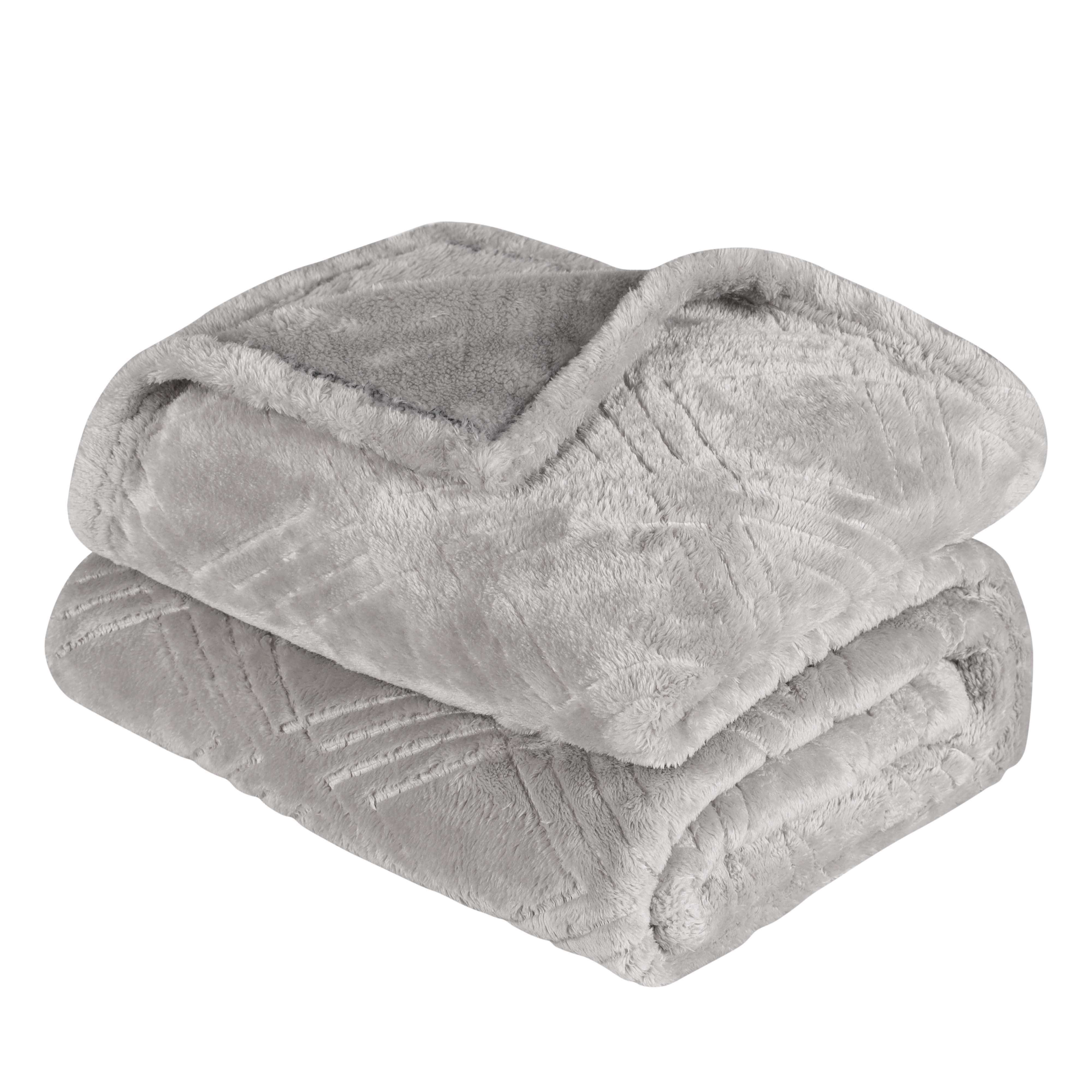 Alaska Diamond Plush Fleece Ultra-Soft Blanket - Omnigoodsstore