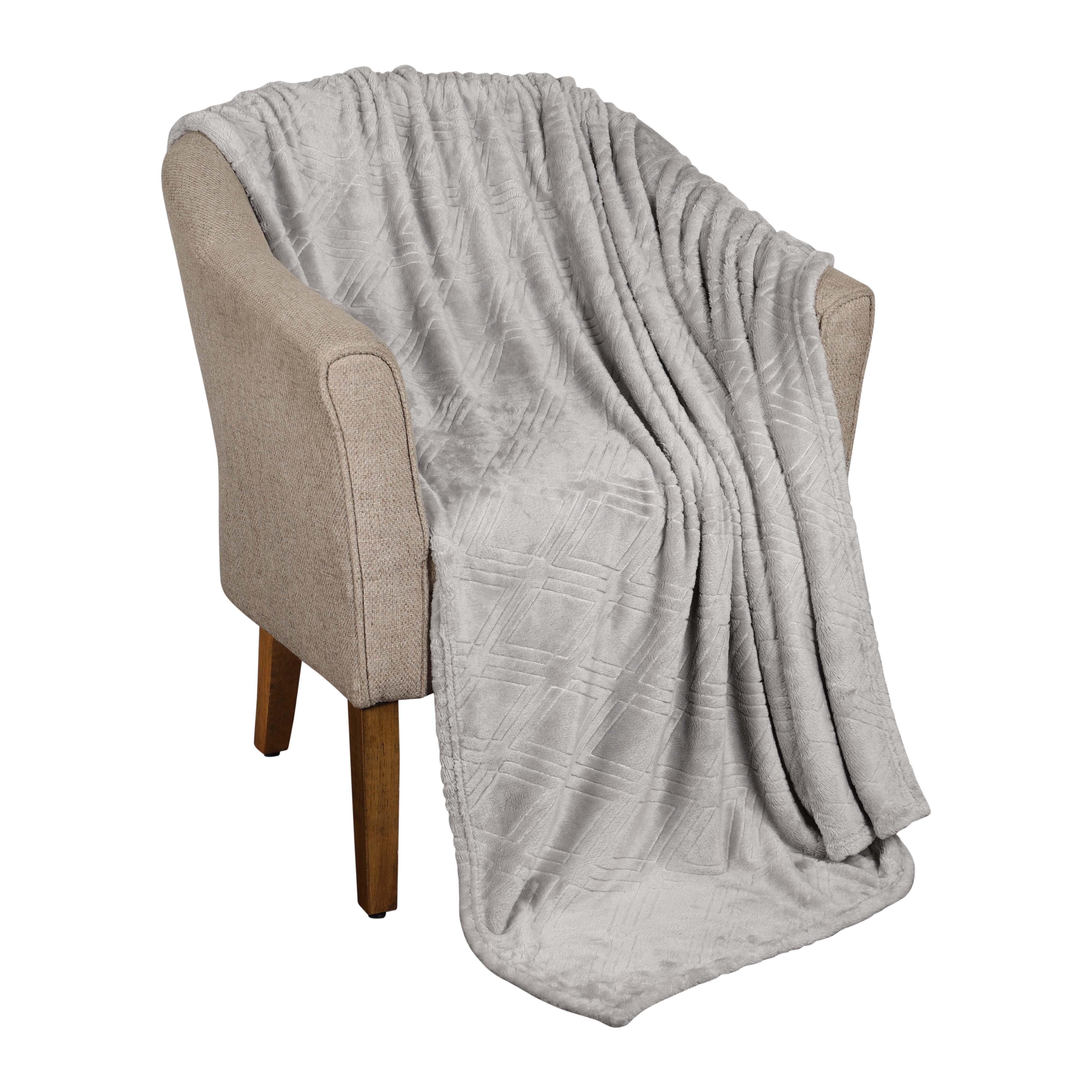 Alaska Diamond Plush Fleece Ultra-Soft Blanket - Omnigoodsstore