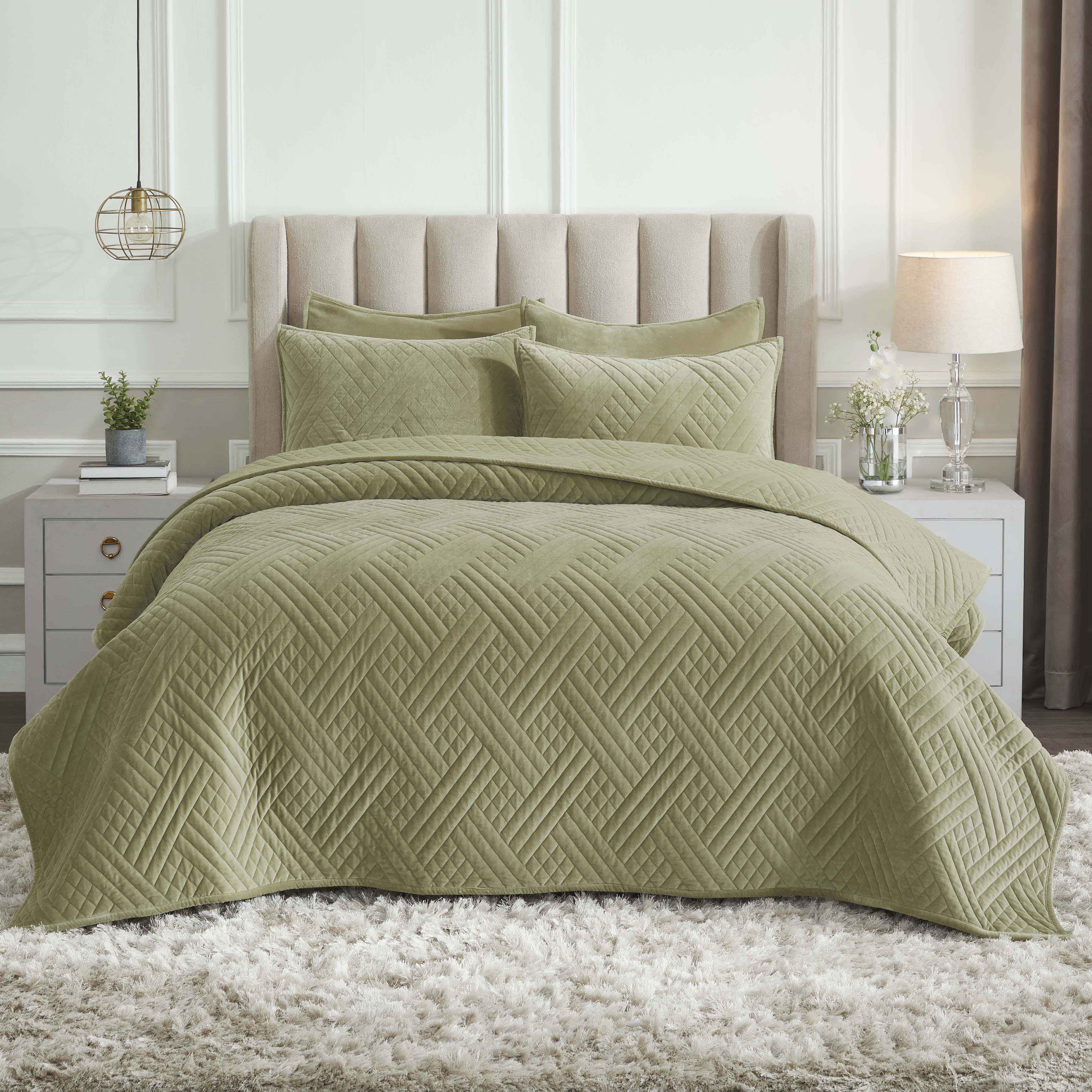 Karina Cotton Velvet Lightweight Quilt and Sham Set - Omnigoodsstore