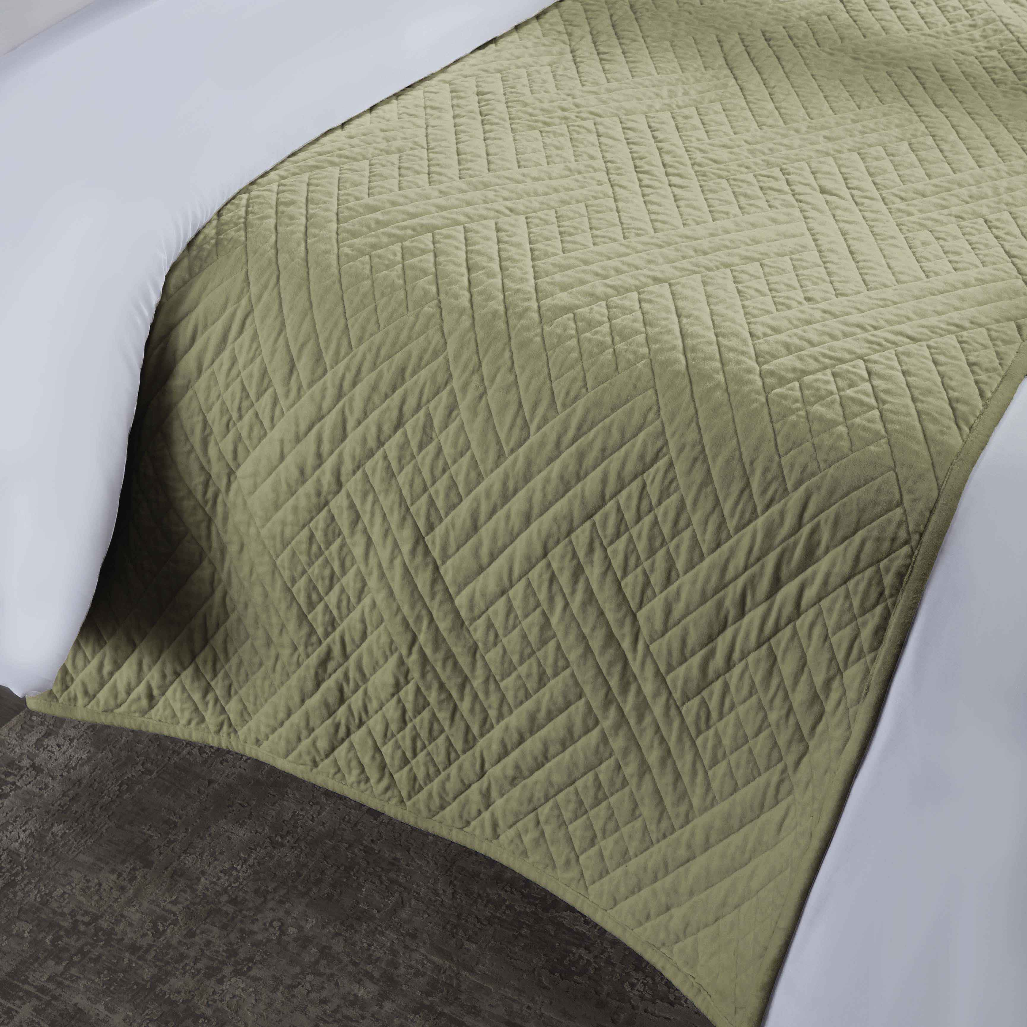 Karina Cotton Velvet Lightweight Quilt and Sham Set - Omnigoodsstore