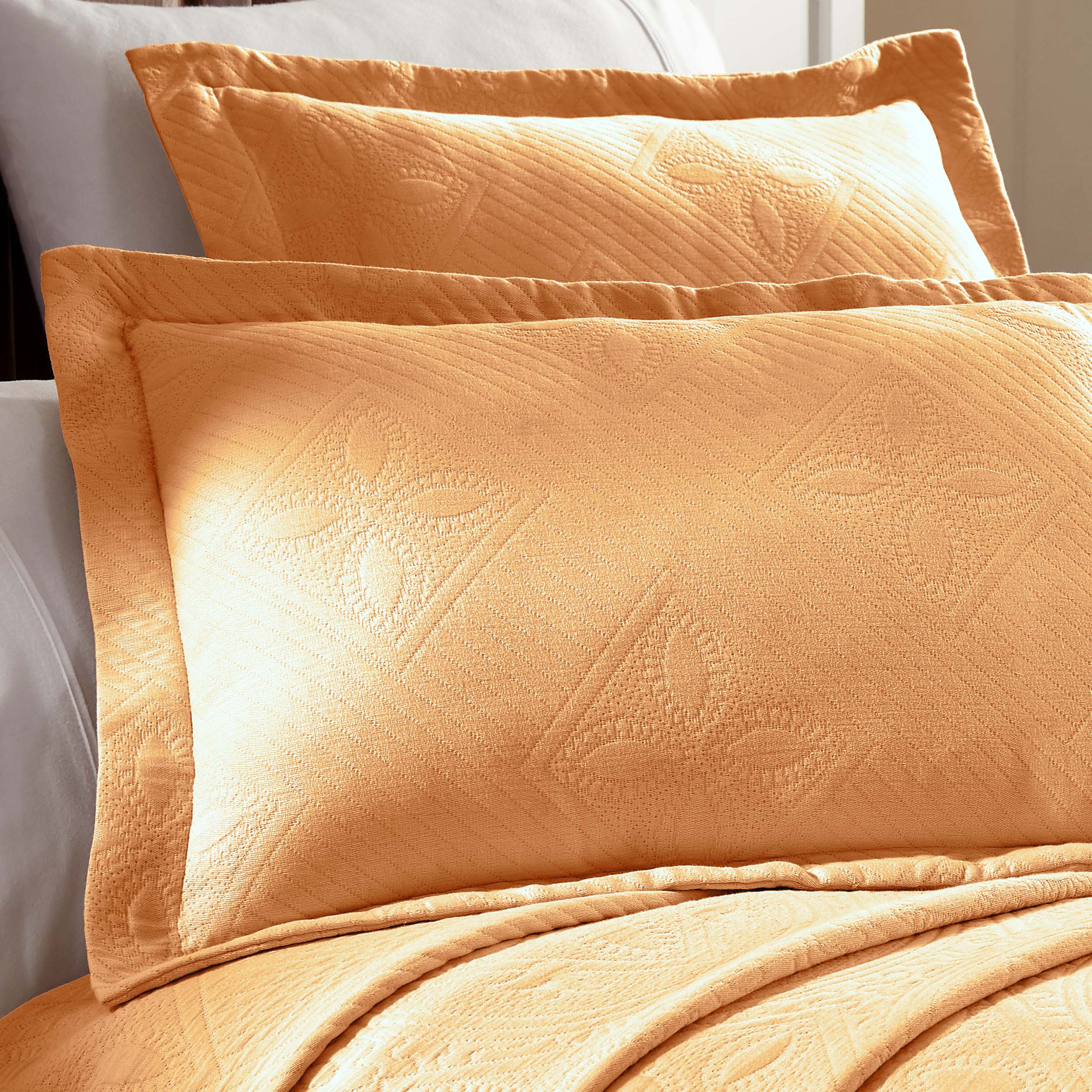 Celtic Circle Jacquard Matelasse Cotton Bedspread Set - Omnigoodsstore