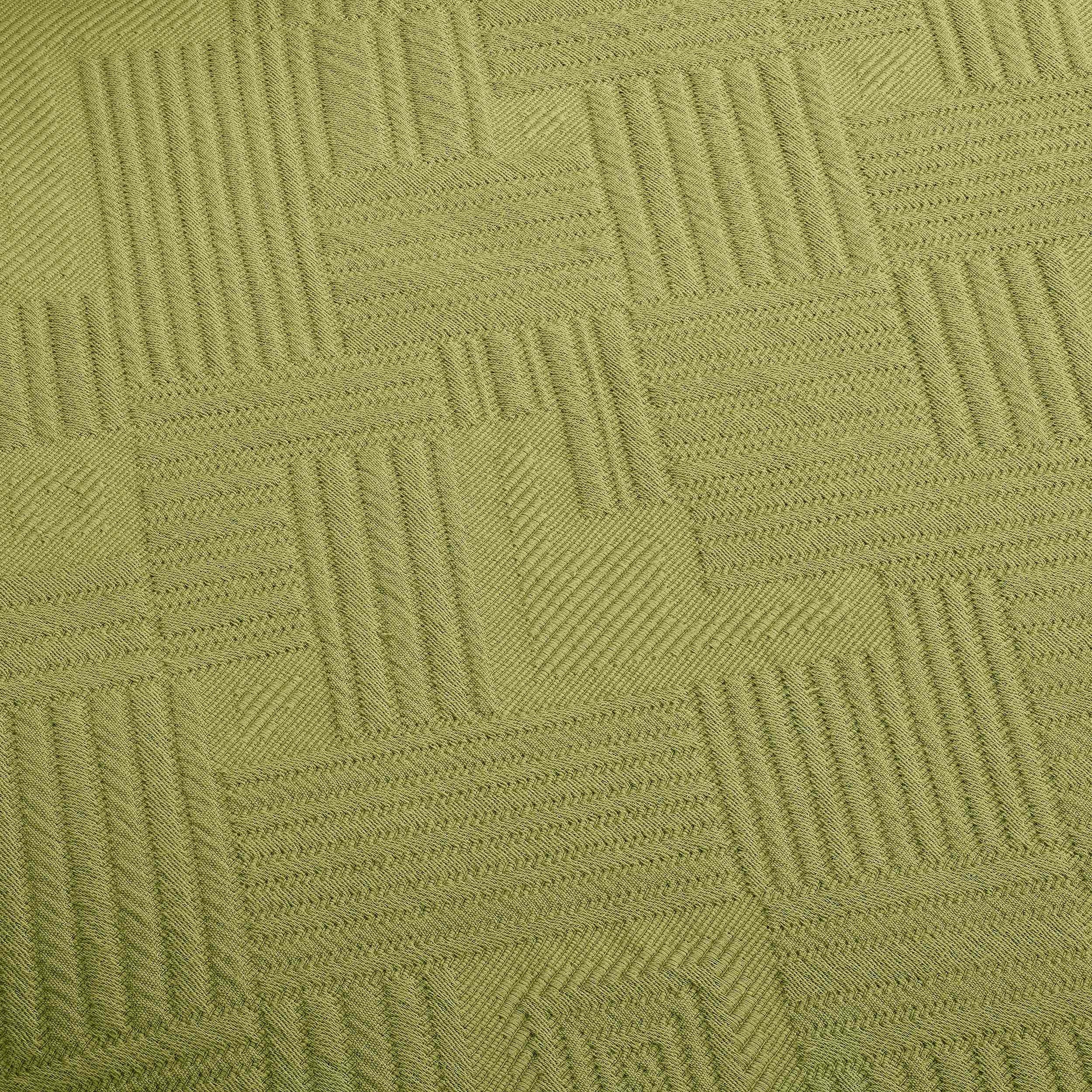 Geometric Fret Cotton Jacquard Matelasse Scalloped Bedspread Set - Omnigoodsstore