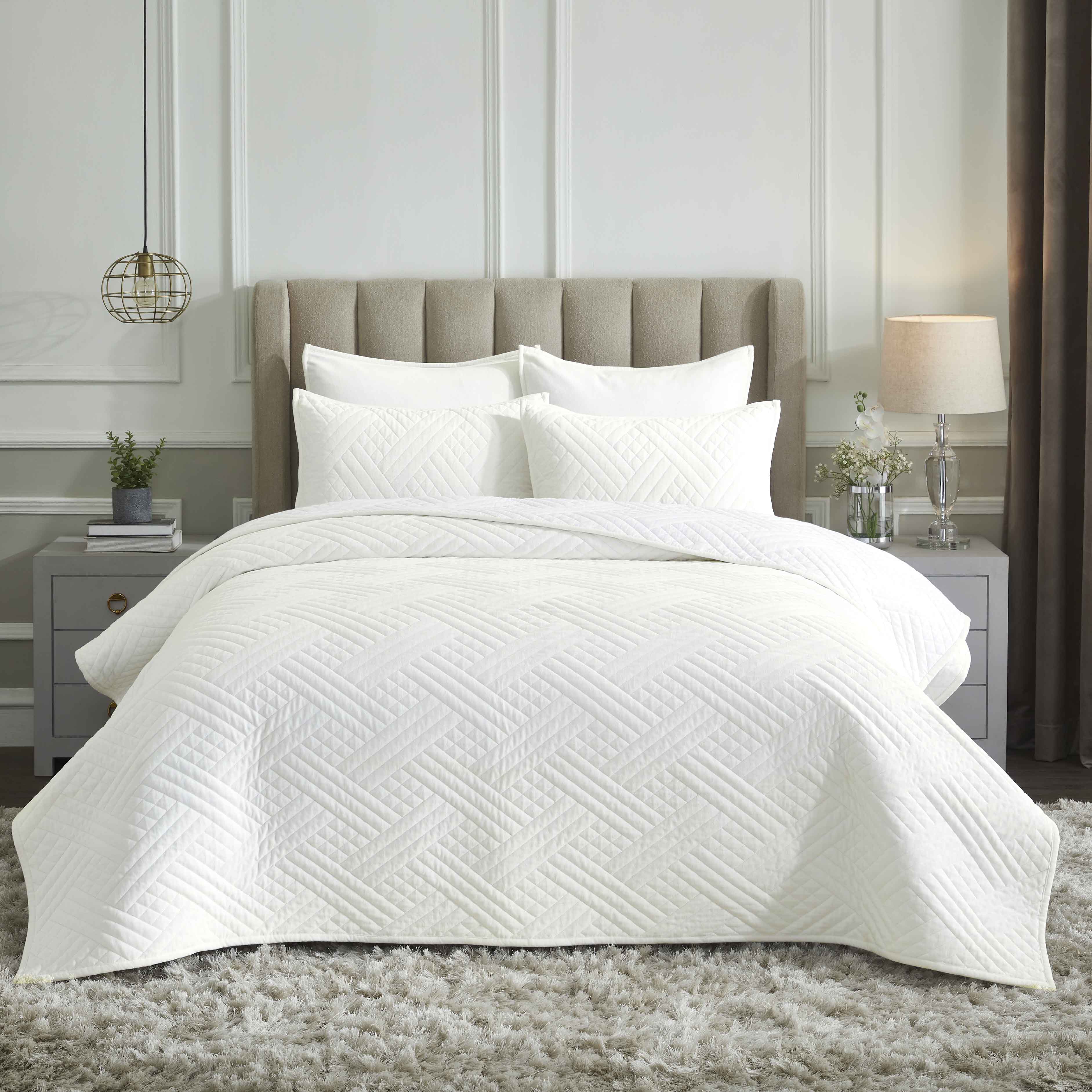 Karina Cotton Velvet Lightweight Quilt and Sham Set - Omnigoodsstore