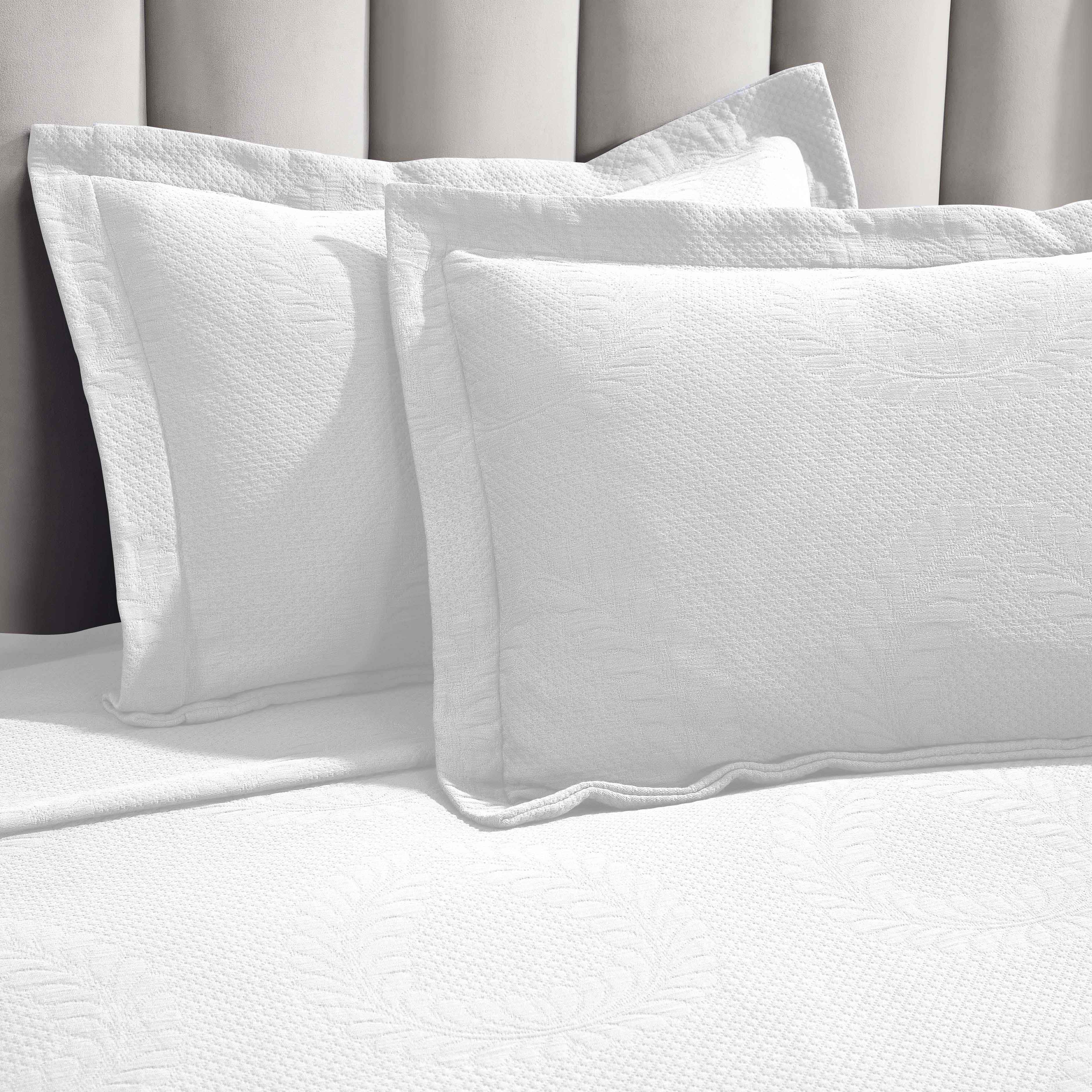 Peploi Cotton Medium Weight Matelasse Bedspread and Sham Set - Omnigoodsstore
