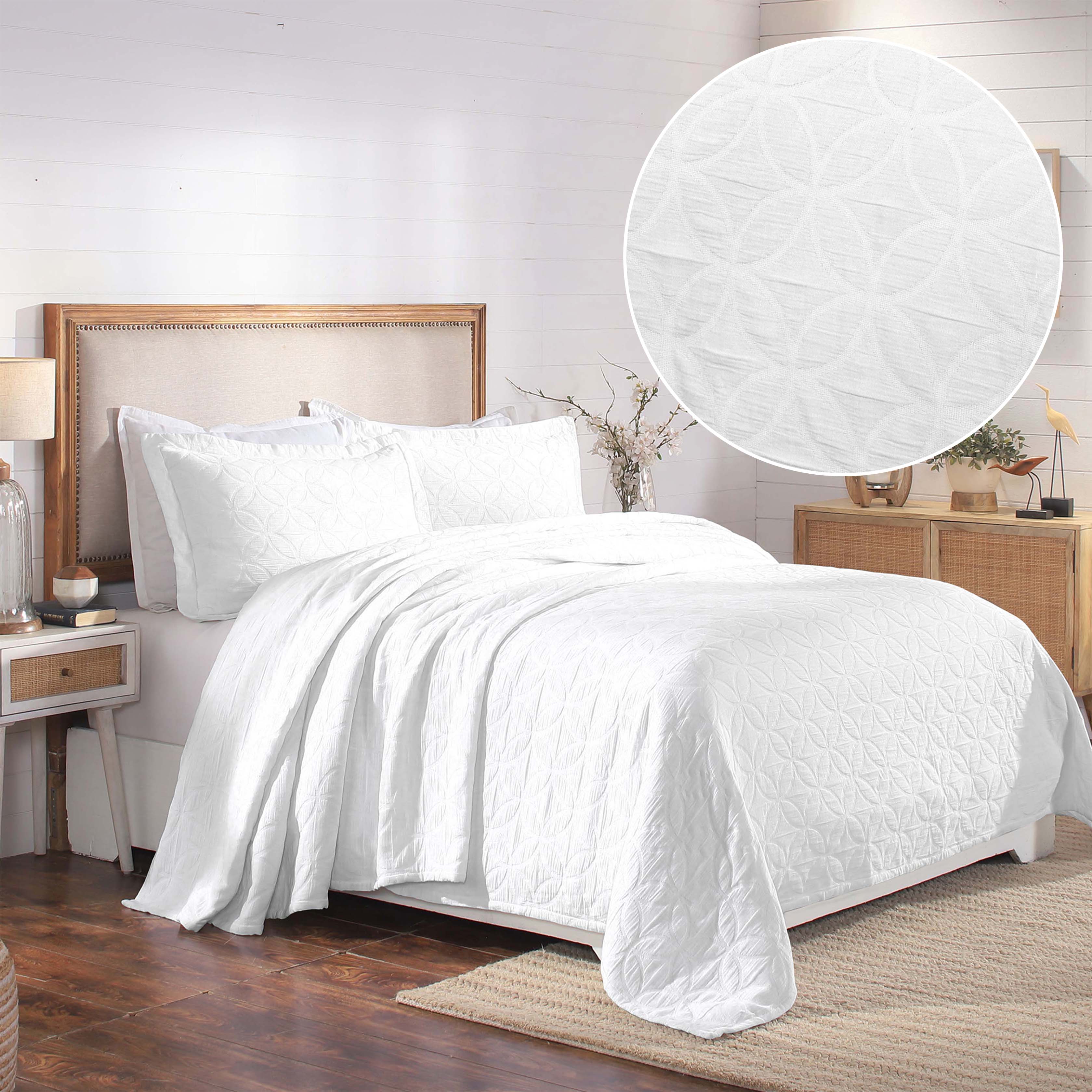 Serenity Cotton Matelasse Celtic Circle Airy Bedspread Set - Omnigoodsstore